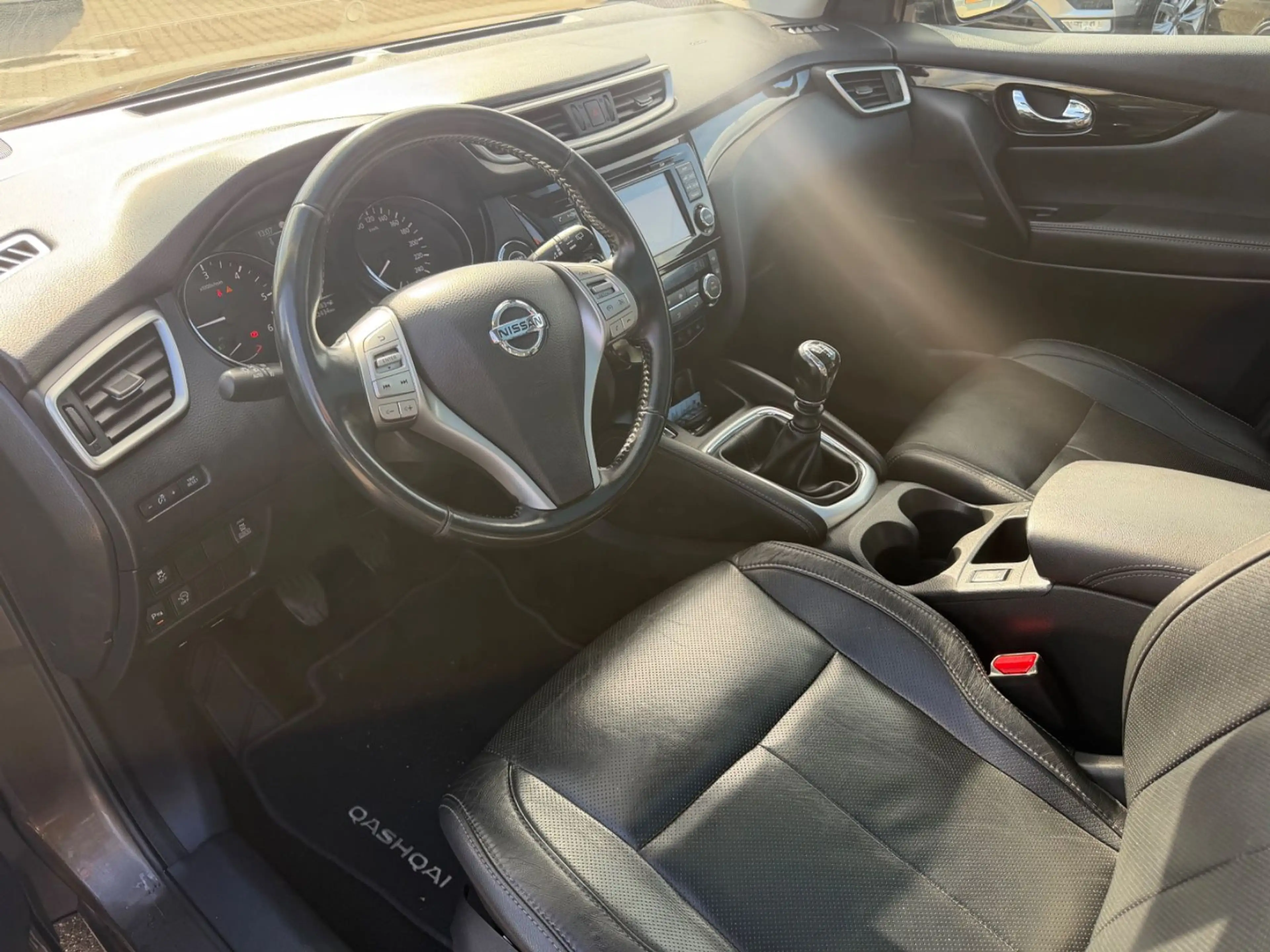 Nissan Qashqai Tekna 4x4/1,6/EURO5/NAVI/LED/AHK — photo 10