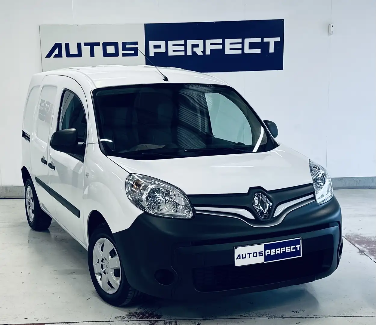 Renault Kangoo 1.5dCi 3 PLACES NAVIGATION CLIM BLUETOOTH AUX CUIR Blanc - 2