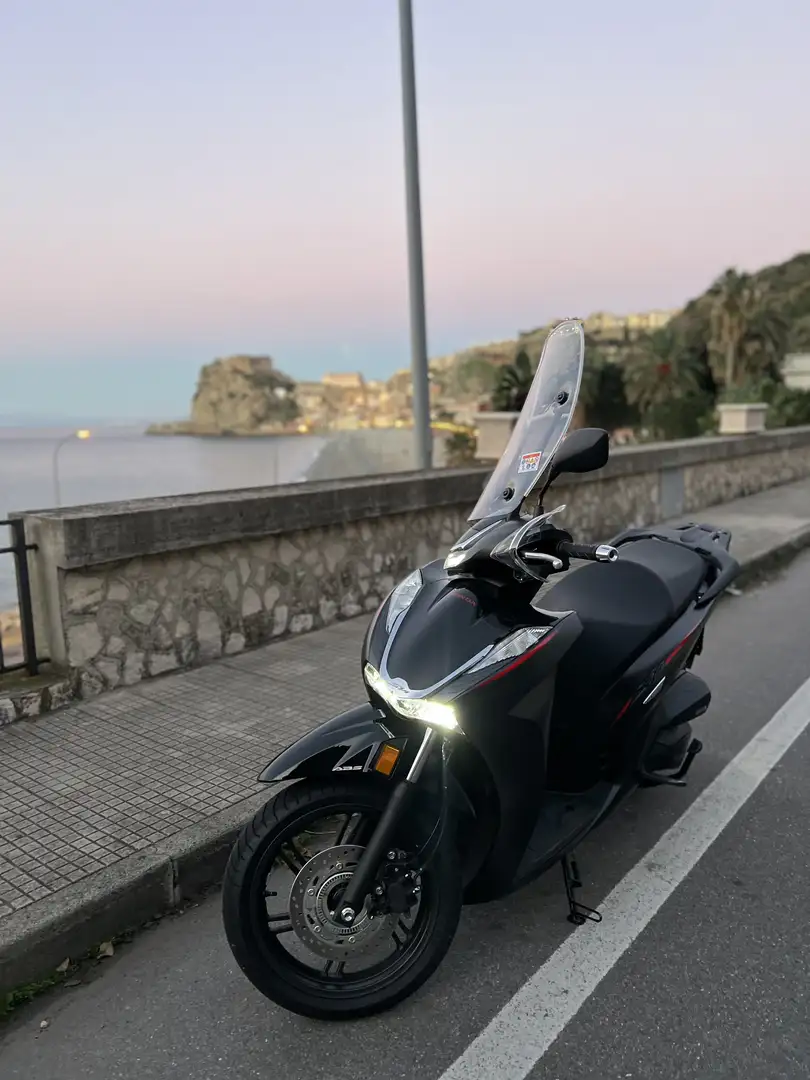 Honda SH 350i sport - 1