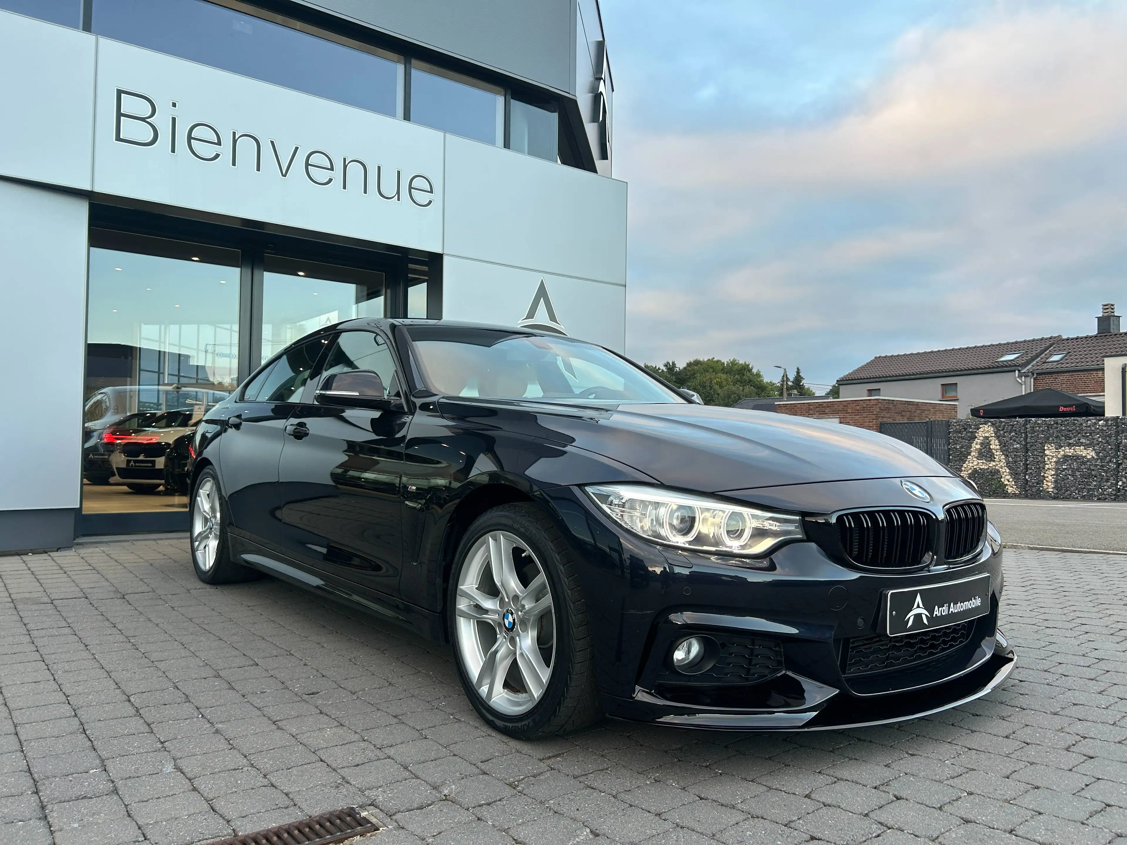 BMW 418 d *GARANTIE 12 MOIS*1er PROPIO*PACK M*AIRCO*LED* — photo 3