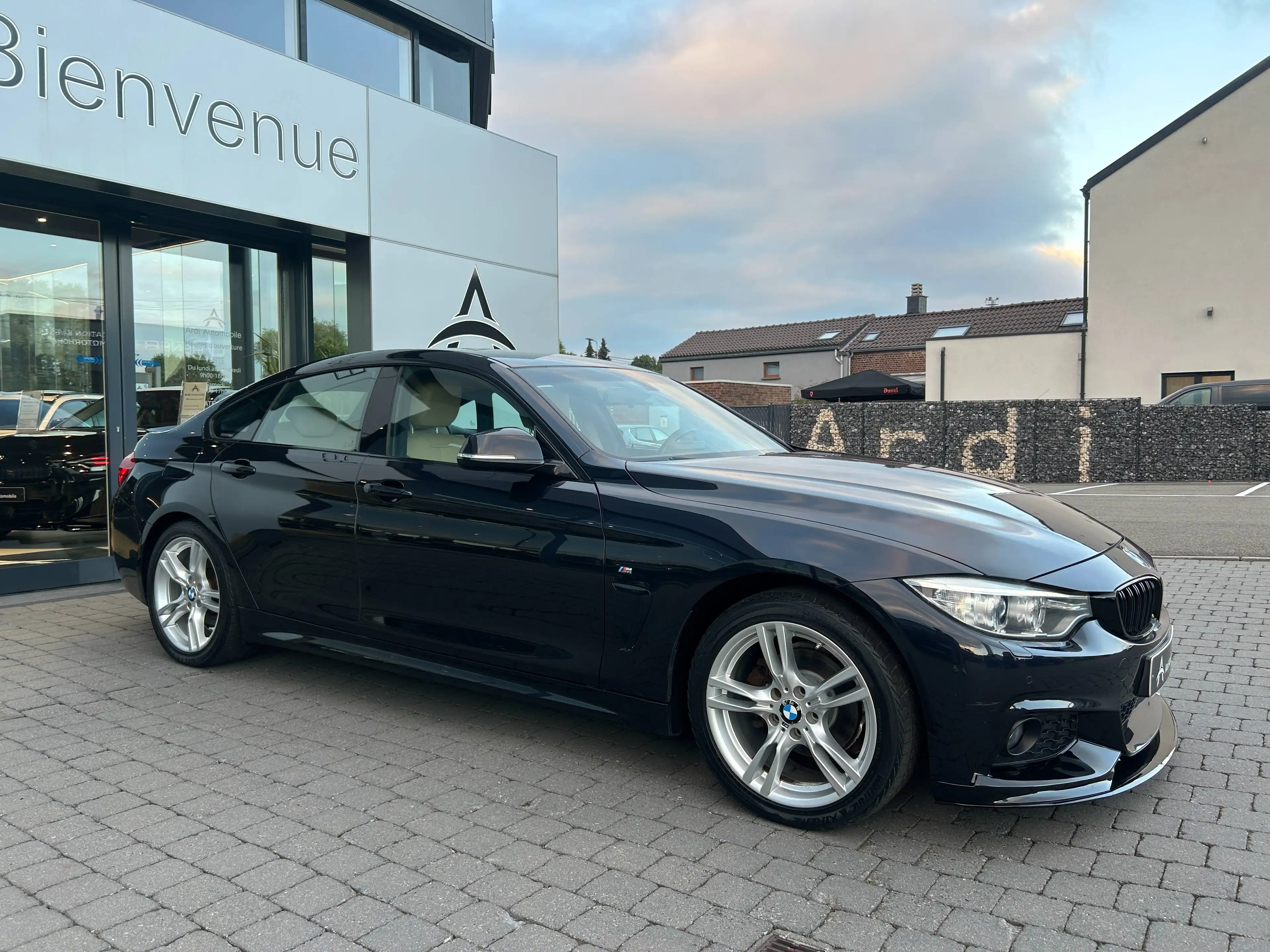 BMW 418 d *GARANTIE 12 MOIS*1er PROPIO*PACK M*AIRCO*LED* — photo 15