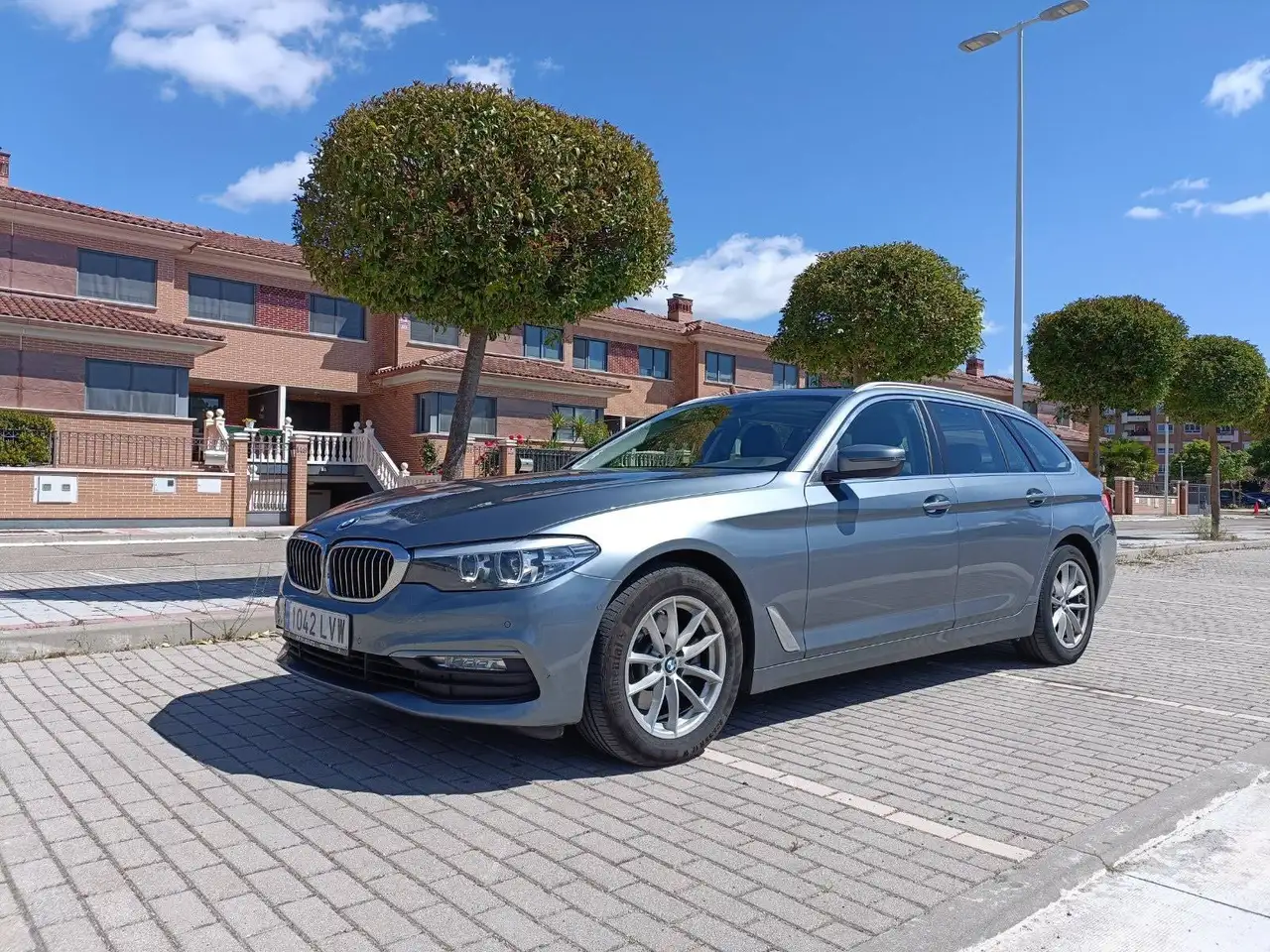 BMW 520