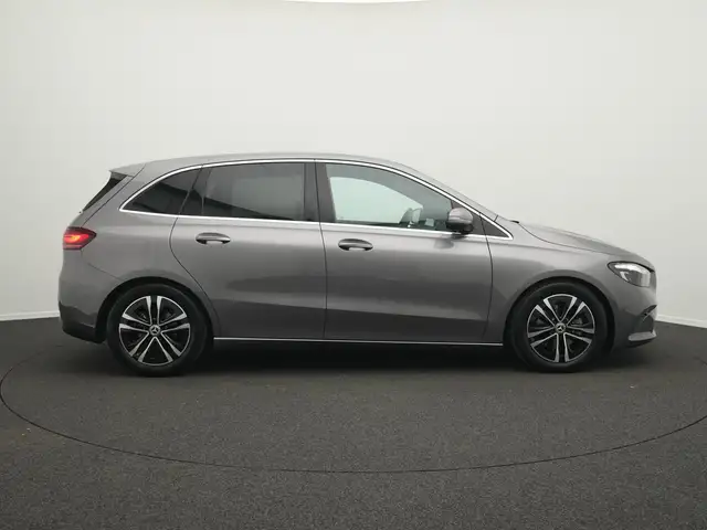 Mercedes-Benz B-Class view 5