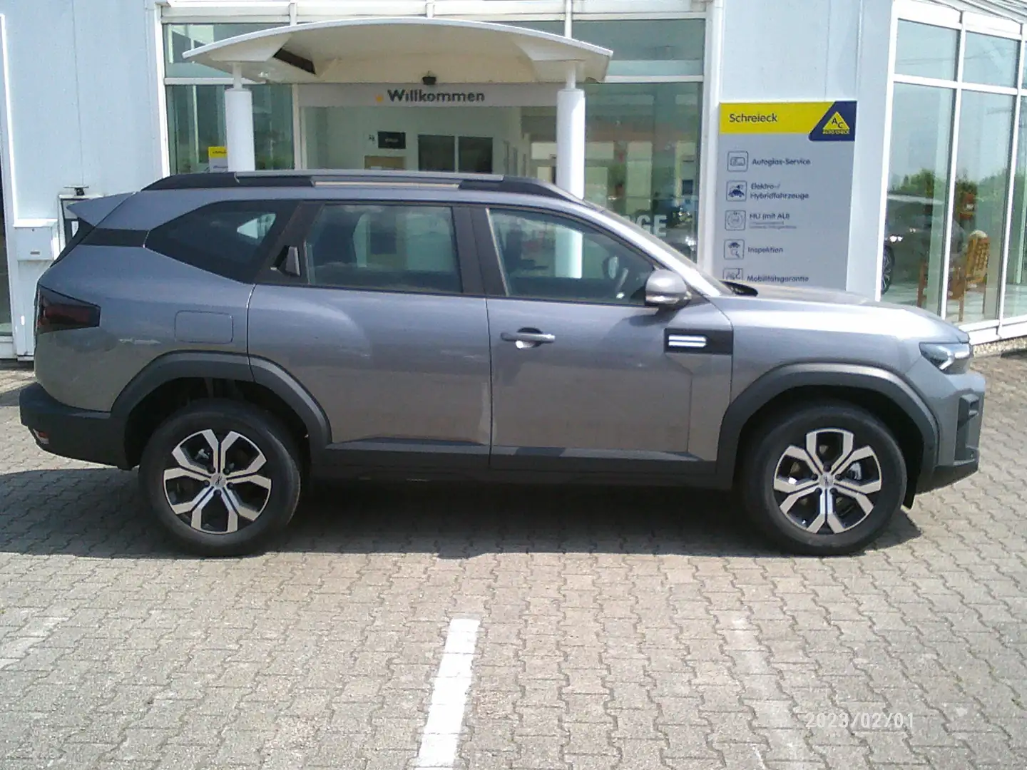 Dacia Bigster TCe 140 Expression, Winter-Paket, PDC vorne Gris - 2