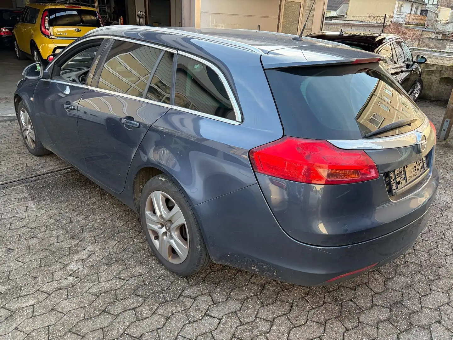 Opel Insignia A Sports Tourer Design Edition Bleu - 2