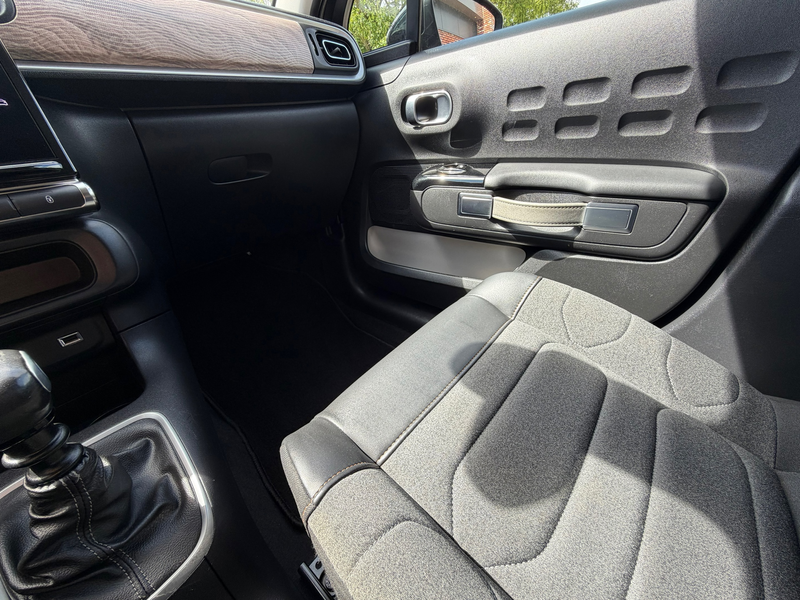 Citroen C3 1.2 PureTech Shine Nav/Cruise Carplay Camera Hoogz — photo 33