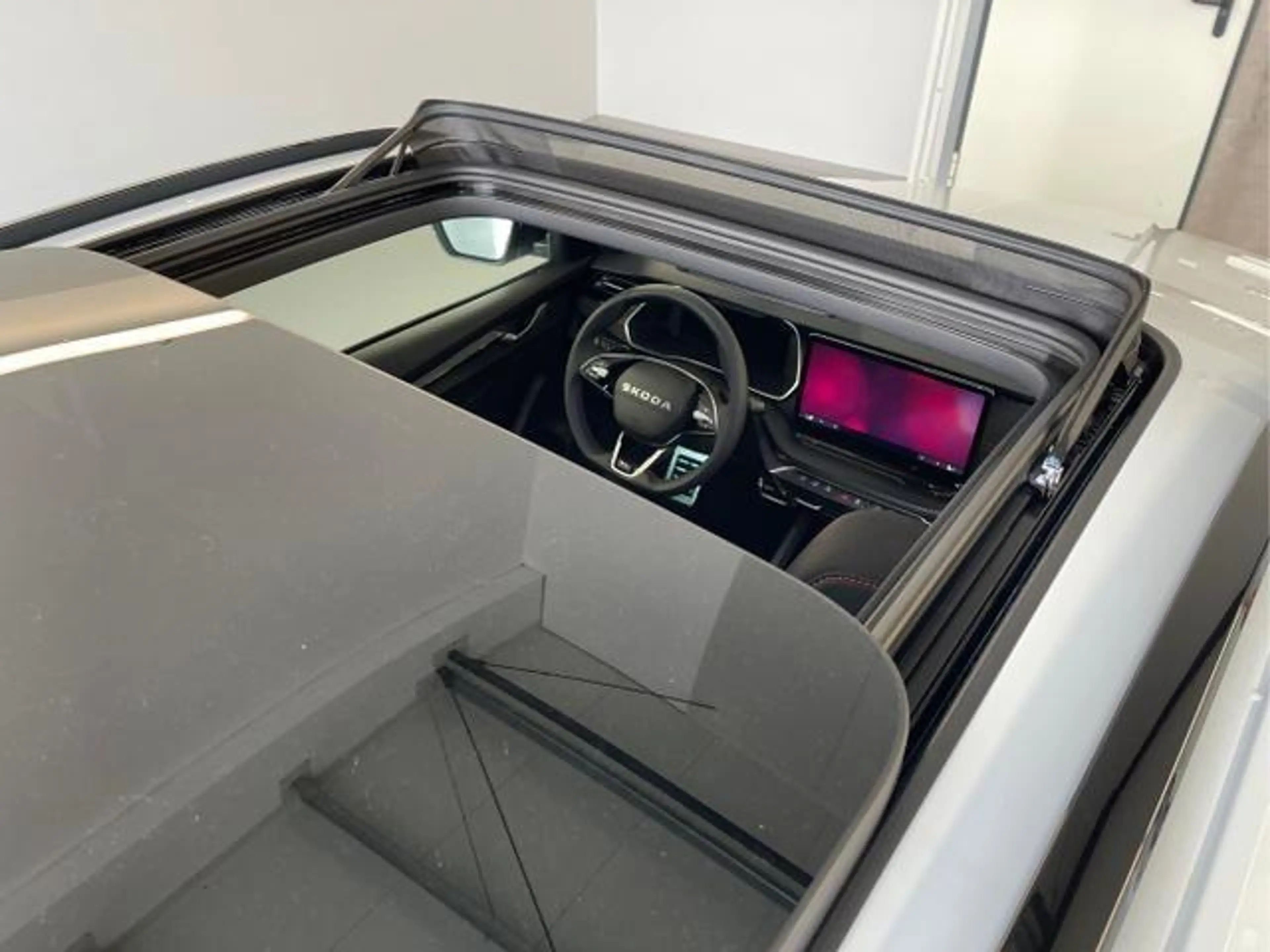 Skoda Octavia Combi RS 265PS DSG HUD+Pano+360°+DCC+AHK+CANTON+Ma — photo 6