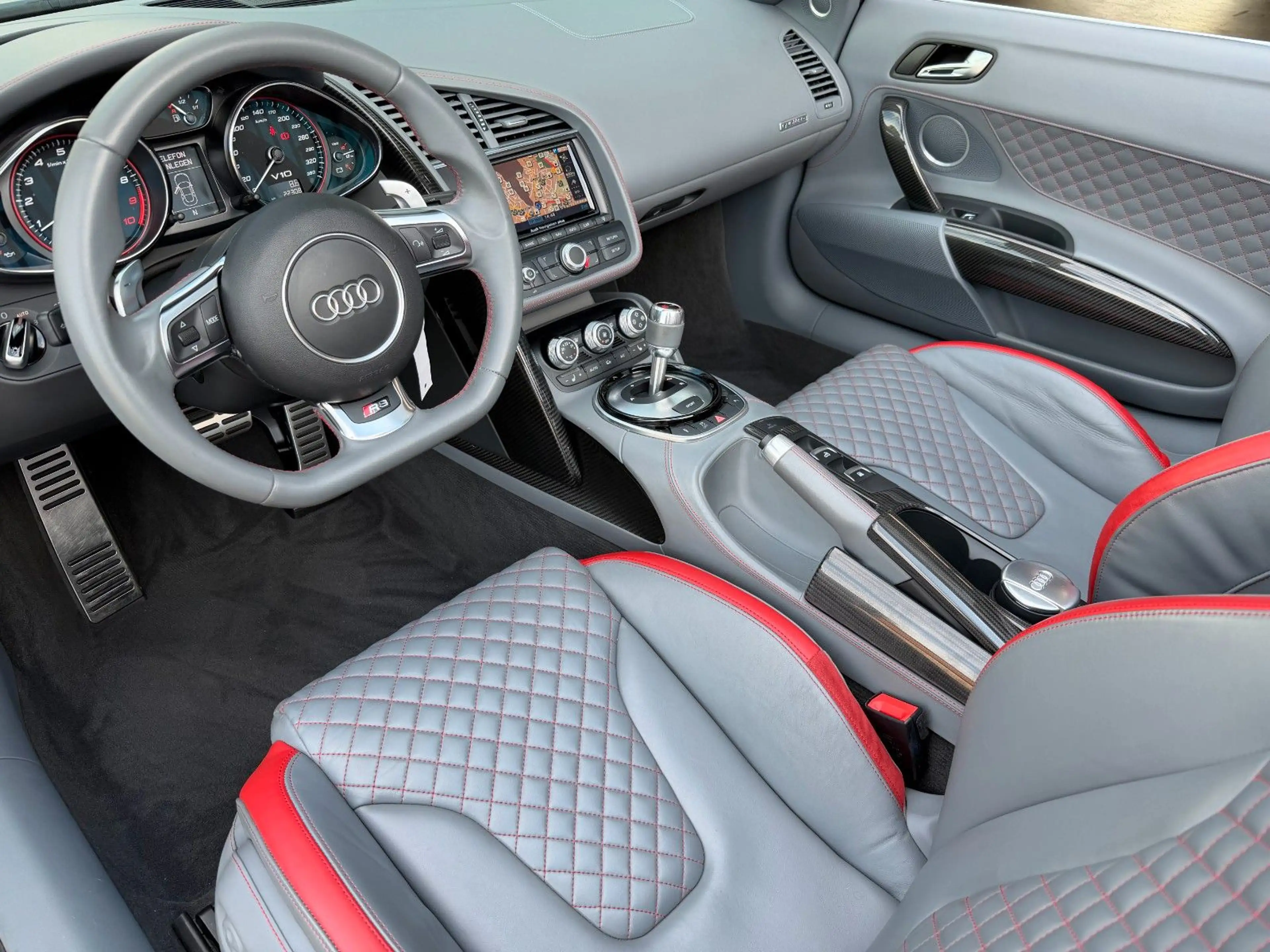Audi R8 SPYDER*V10*EDITION 1 OF 30*EXCLUSIVE*CARBON* — photo 5