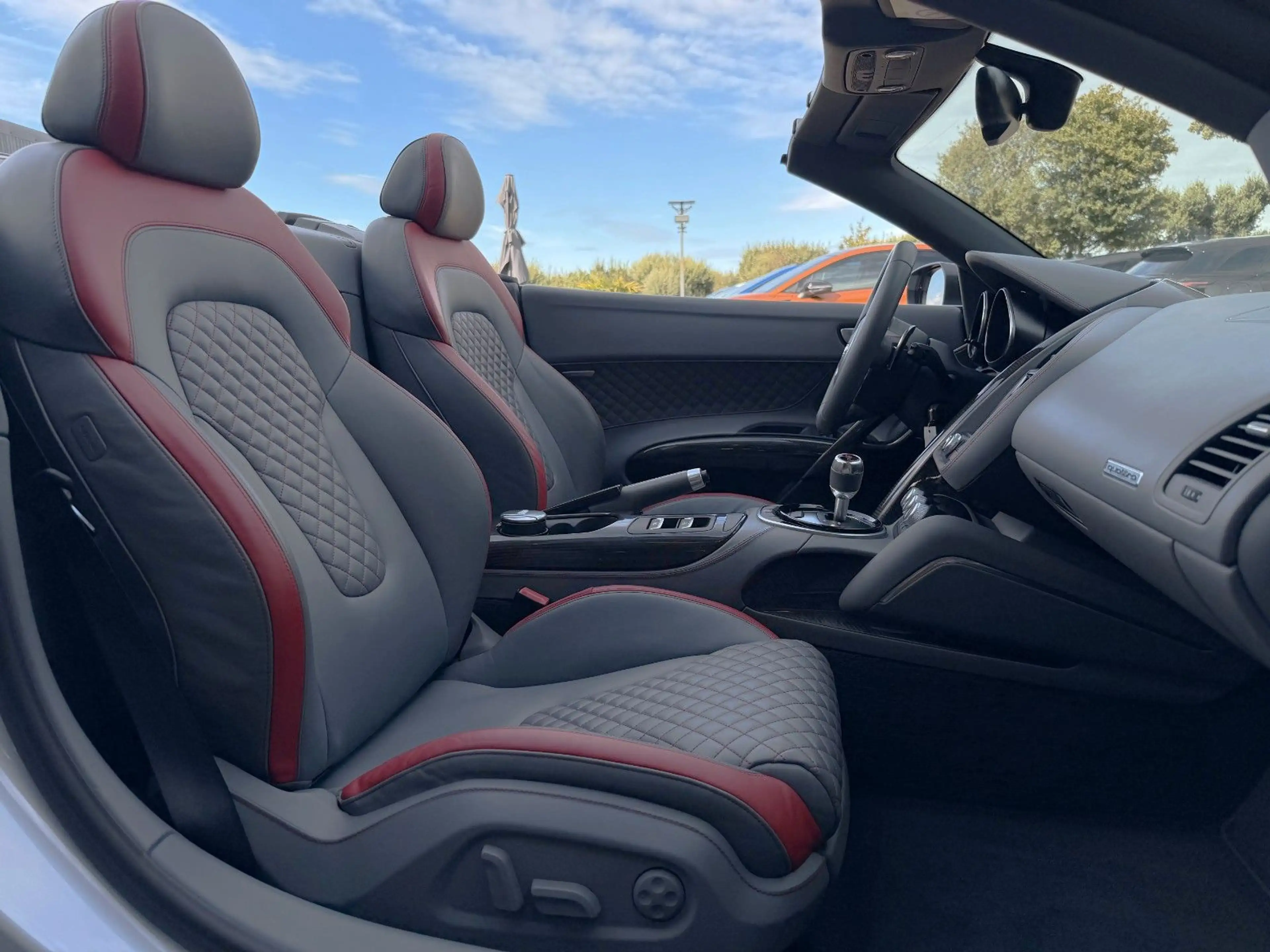 Audi R8 SPYDER*V10*EDITION 1 OF 30*EXCLUSIVE*CARBON* — photo 9