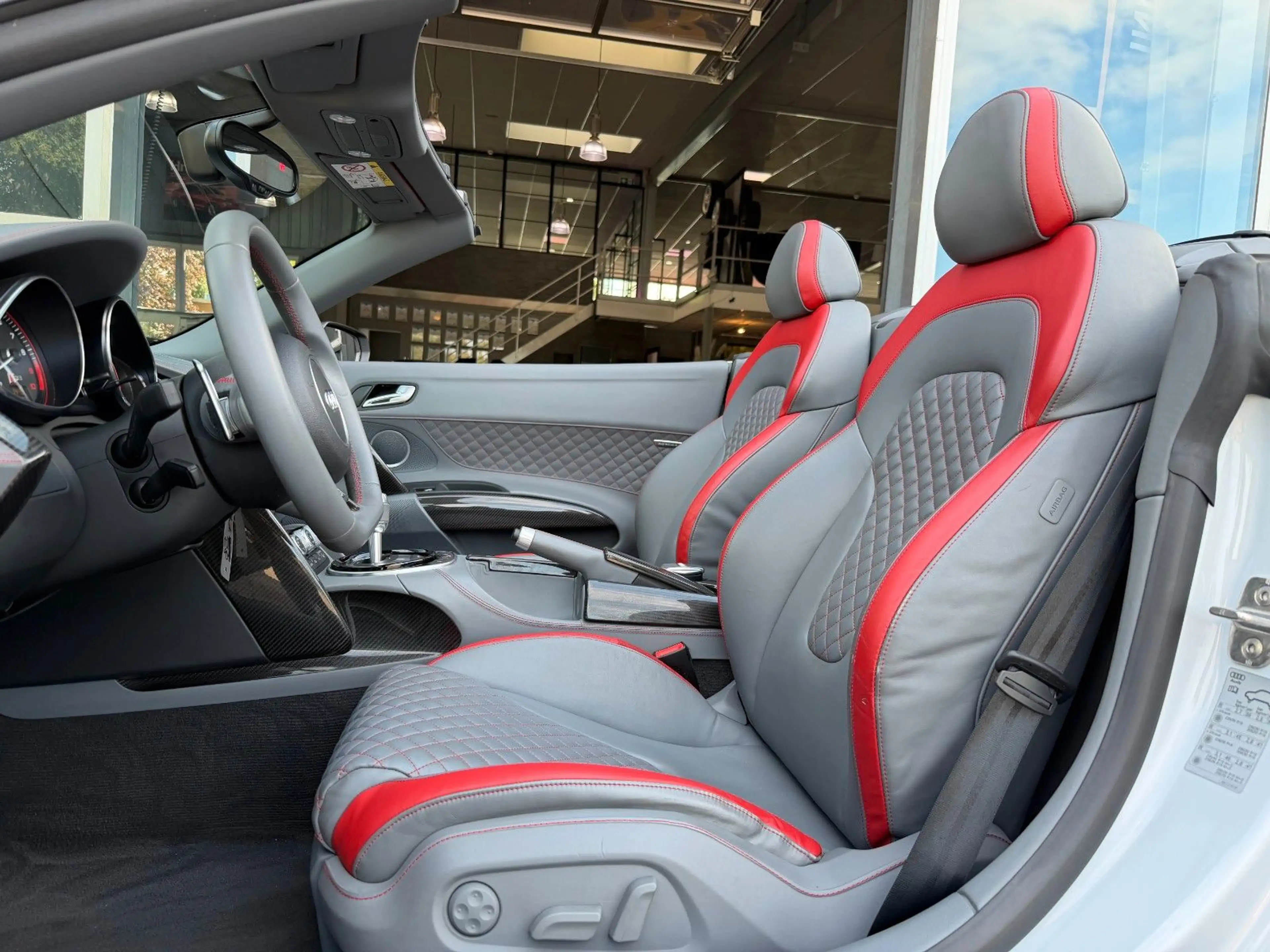 Audi R8 SPYDER*V10*EDITION 1 OF 30*EXCLUSIVE*CARBON* — photo 8