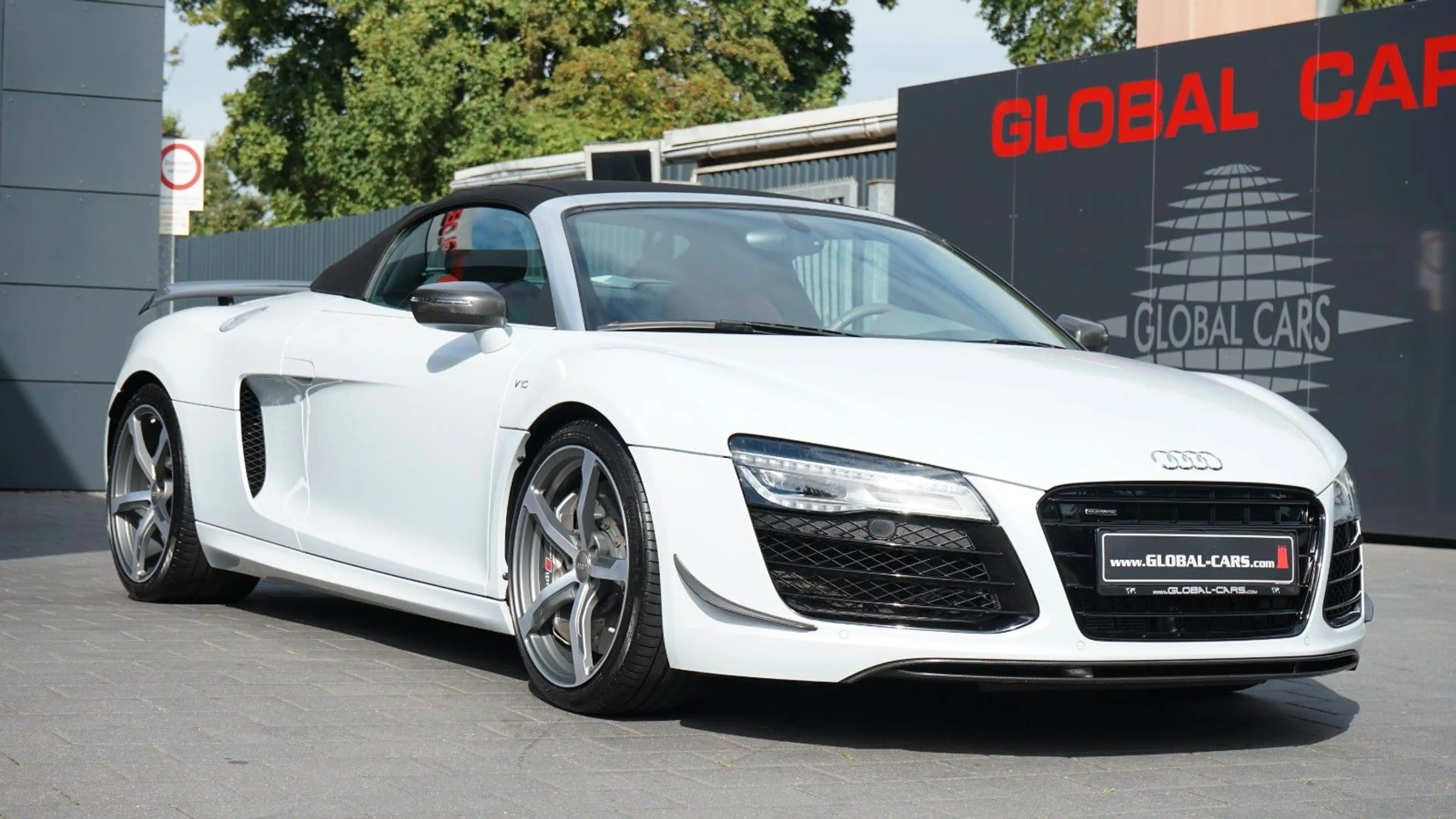 Audi R8 SPYDER*V10*EDITION 1 OF 30*EXCLUSIVE*CARBON* — photo 2