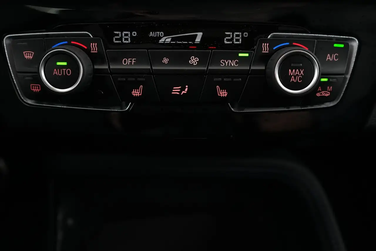 BMW X2 sDrive20i M Sport X Navi+HUD|Pano|SHZ|ParkAs Pano 12