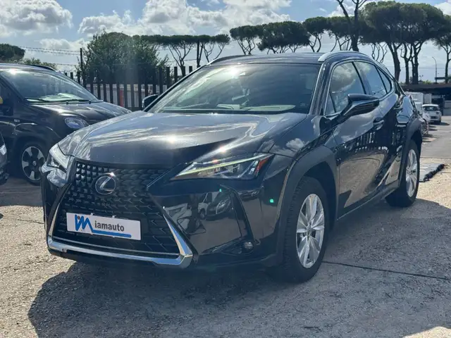 Lexus Ux view 2