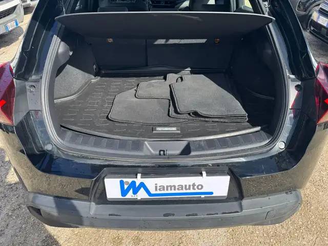 Lexus Ux view 15