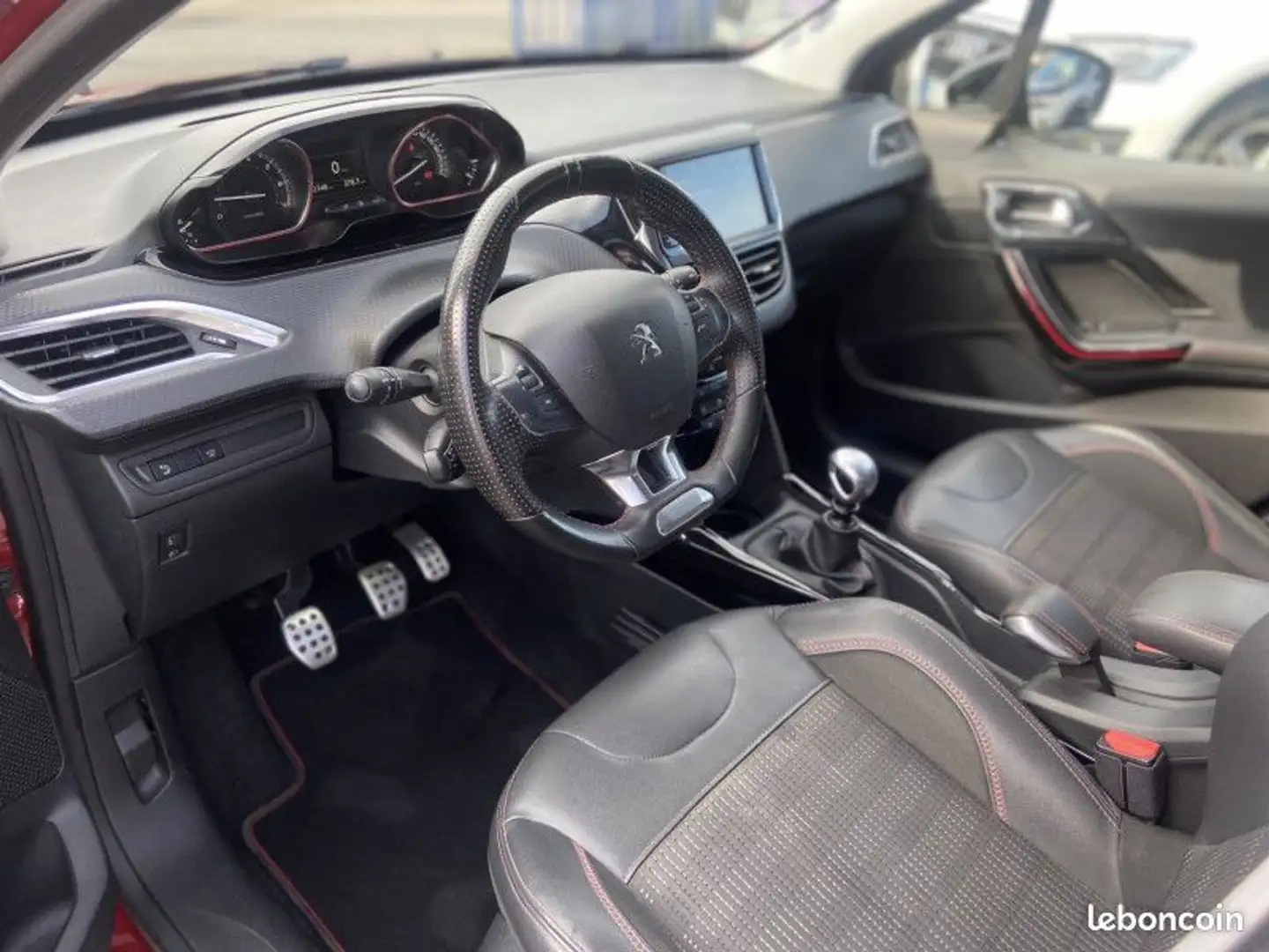 Peugeot 2008 1.2 PURETECH 110CH E6.C GT LINE S&S Rouge - 2