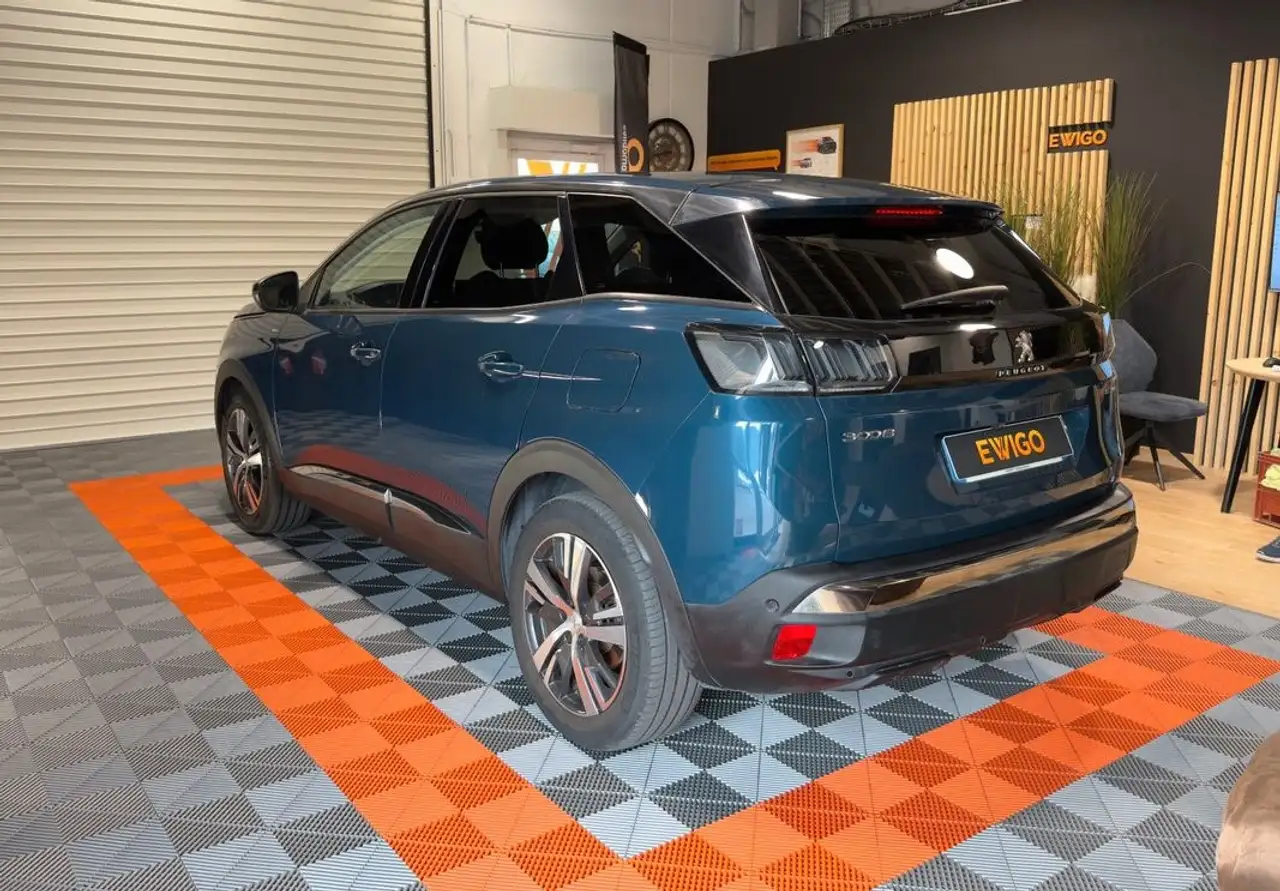Peugeot 3008 3008 Plug-In Hybrid — photo 19