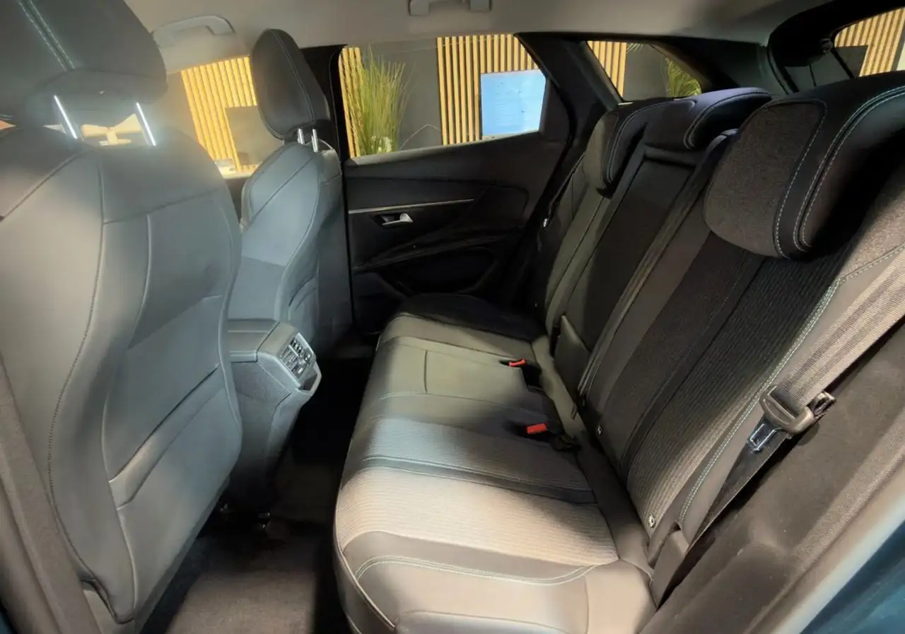 Peugeot 3008 3008 Plug-In Hybrid — photo 7