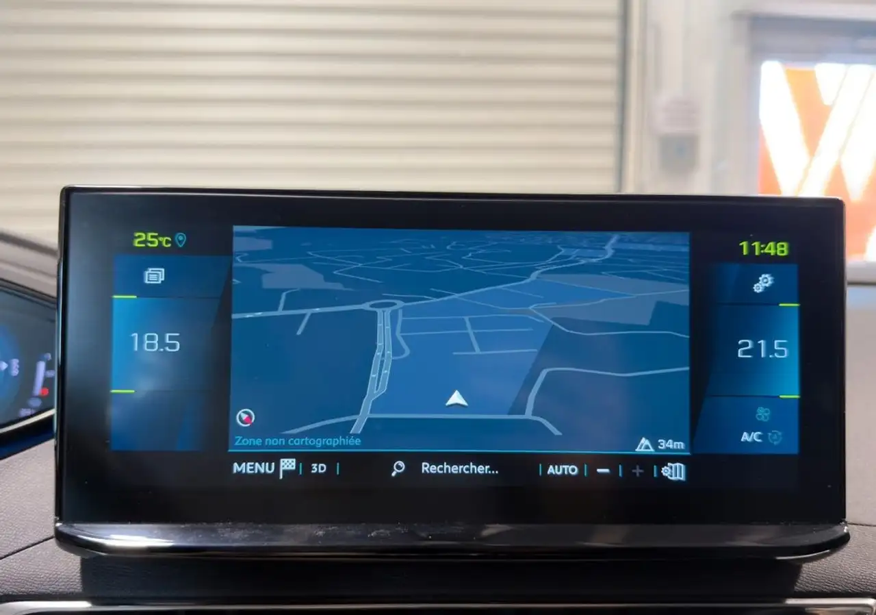 Peugeot 3008 3008 Plug-In Hybrid — photo 9