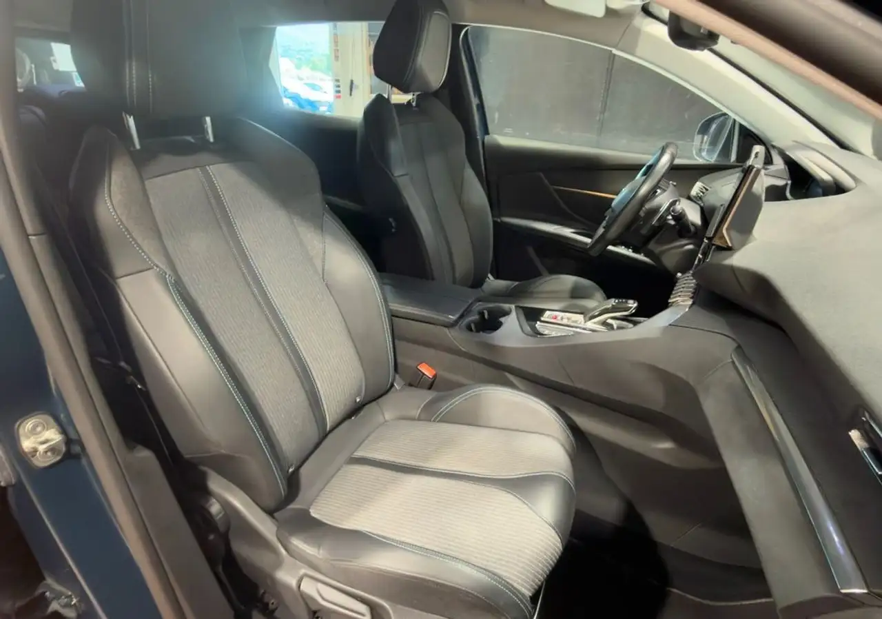 Peugeot 3008 3008 Plug-In Hybrid — photo 6