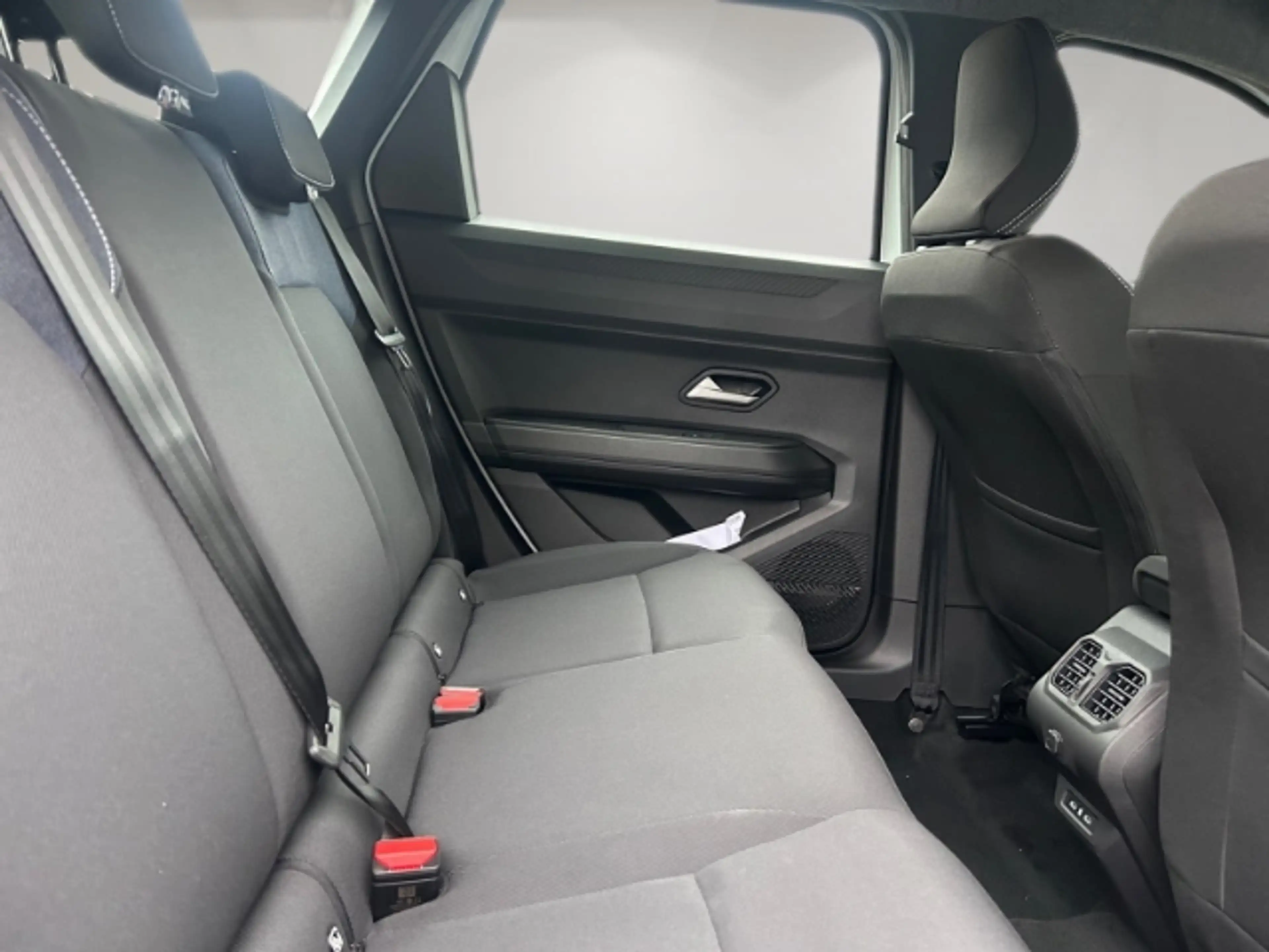 Dacia Bigster Expression Mild Hybrid-G 140 *Kamera*Klimaautomati — photo 14