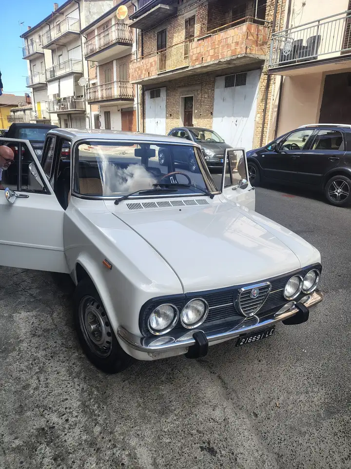 Alfa Romeo Giulietta 1.300, foto 4
