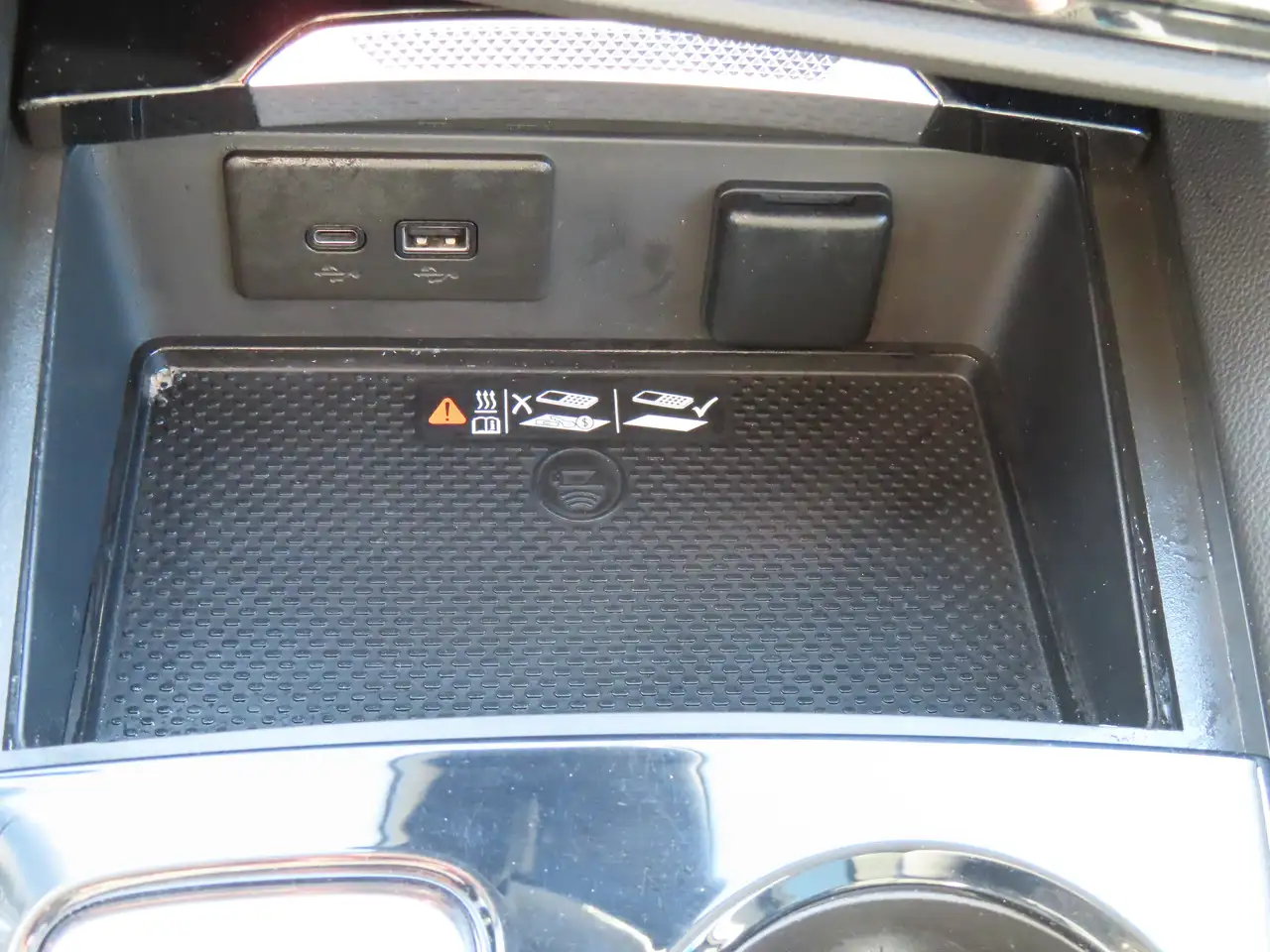 Buick Envision снимка Buick Envision