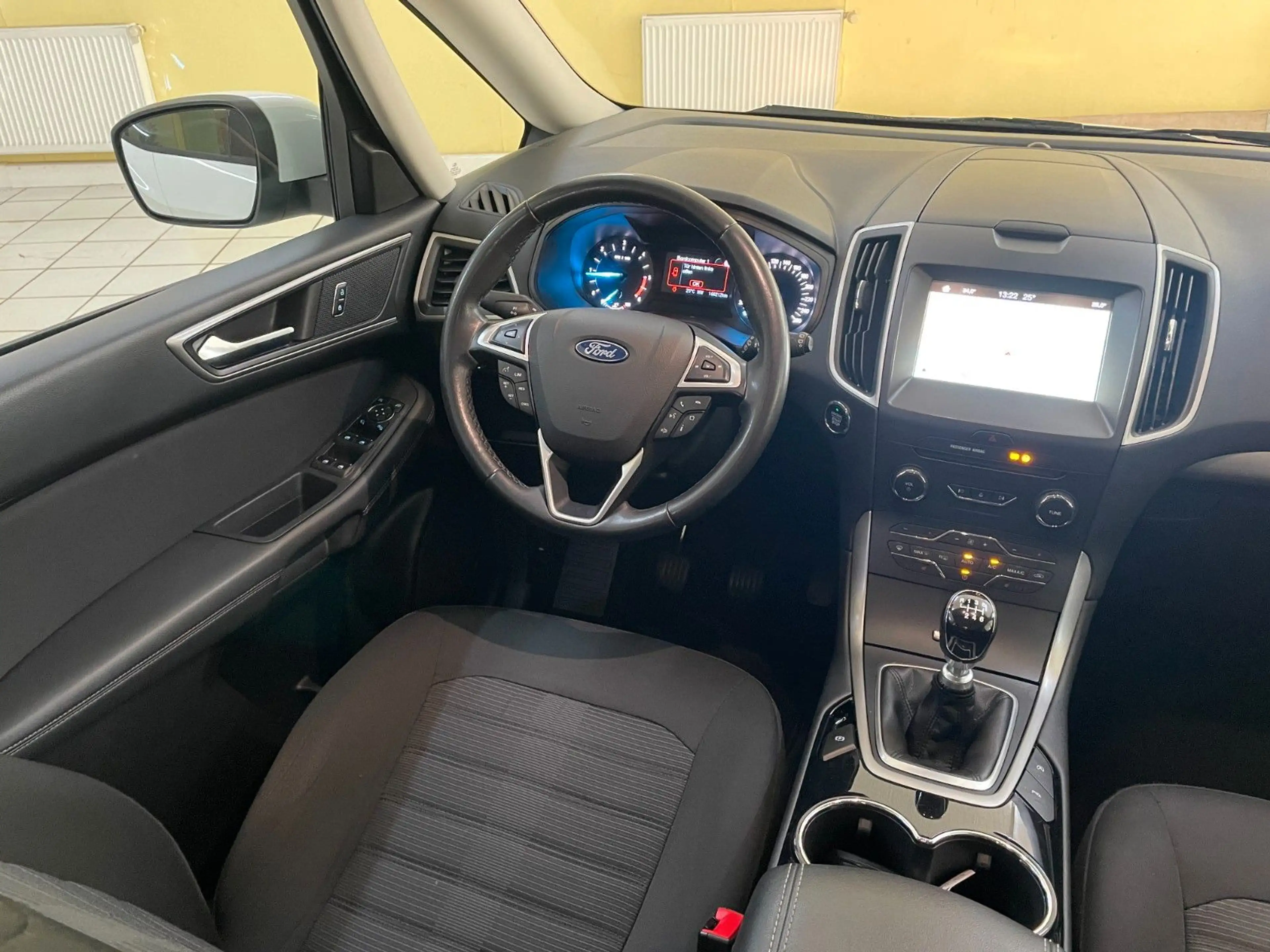 Ford Galaxy Business, 7-Sitzer,Navi,PDC — photo 14