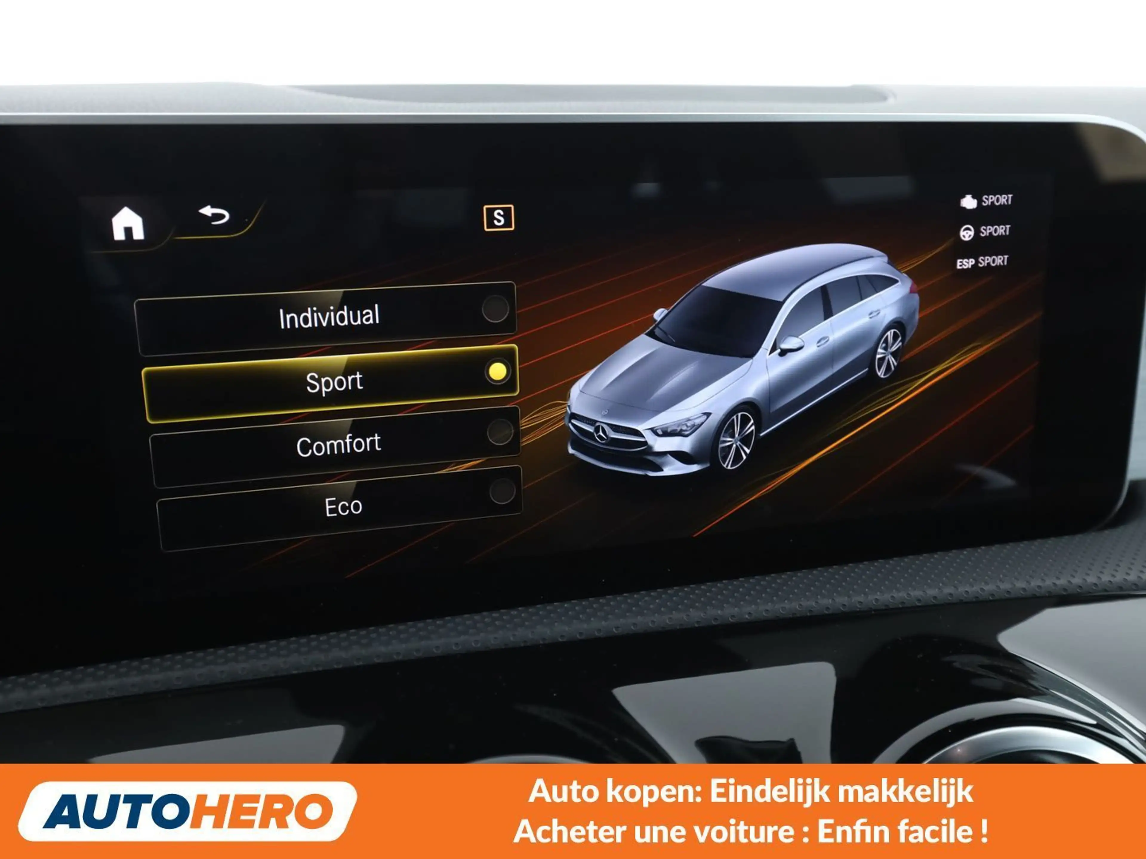 Mercedes-Benz CLA 180 CLA 180 Shooting Brake AMG Line — photo 12