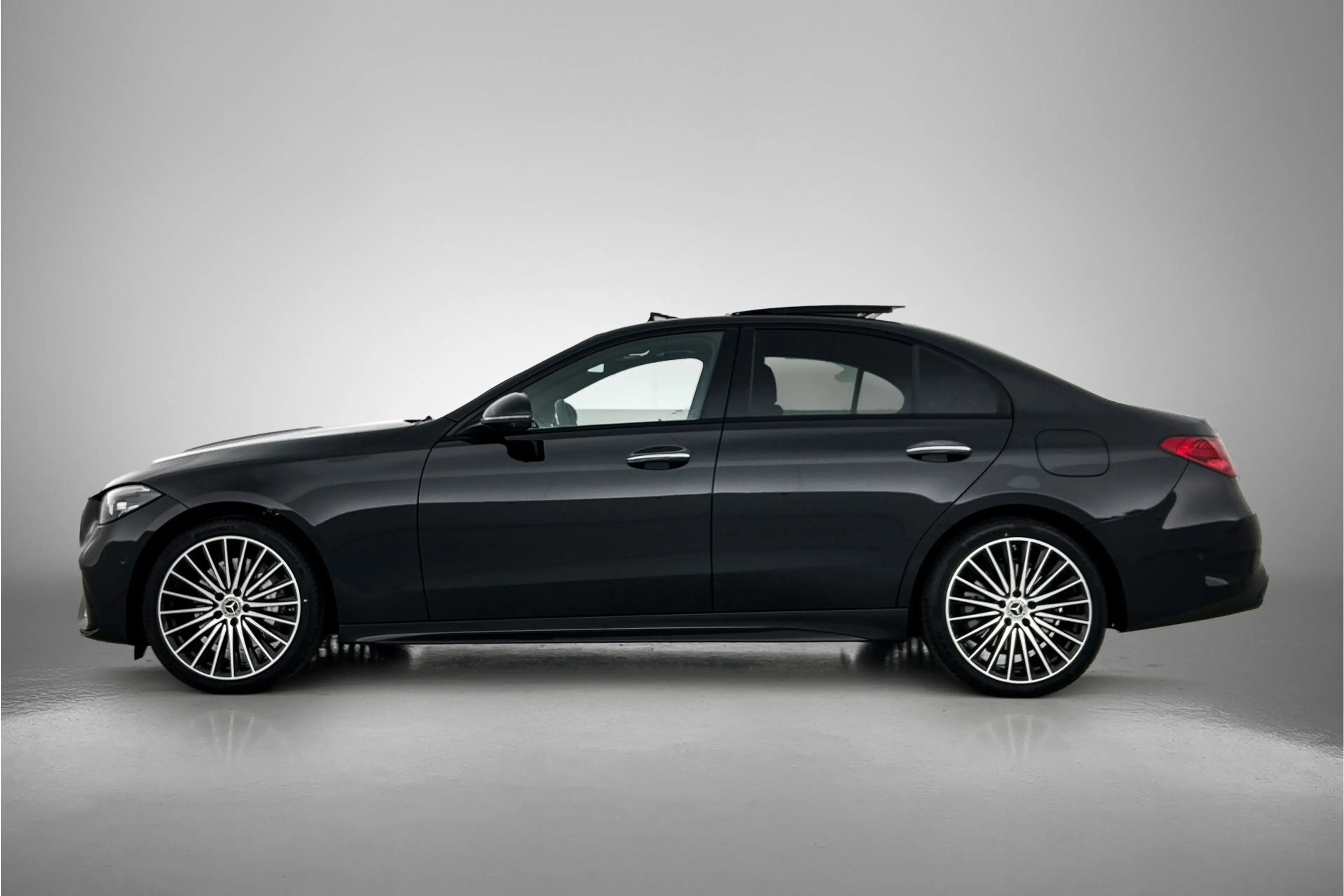 Mercedes-Benz C 300 e Business Solution AMG | Winter pakket | Nightpak — photo 3