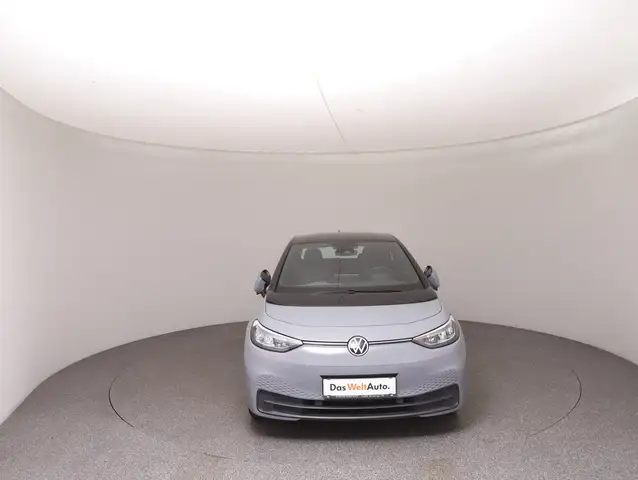 Volkswagen Id.3 view 3