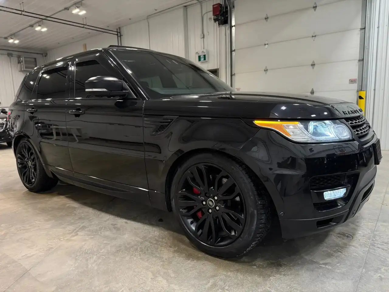 Land Rover Range Rover Sport снимка Land Rover Range Rover Sport