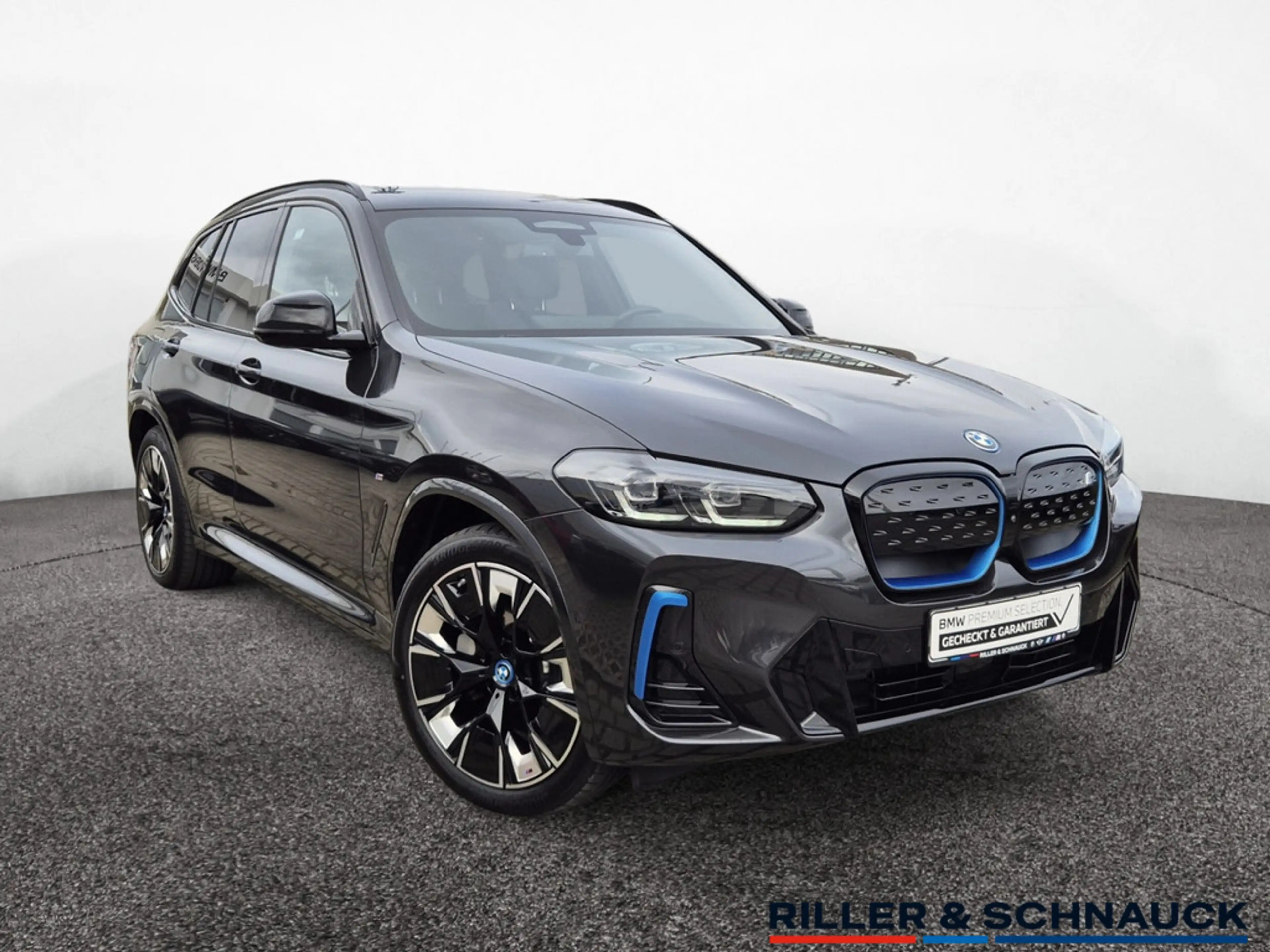 BMW iX3 M-Sport 20 ZOLL+PANO+HUD+ACC+360°KAM — photo 3