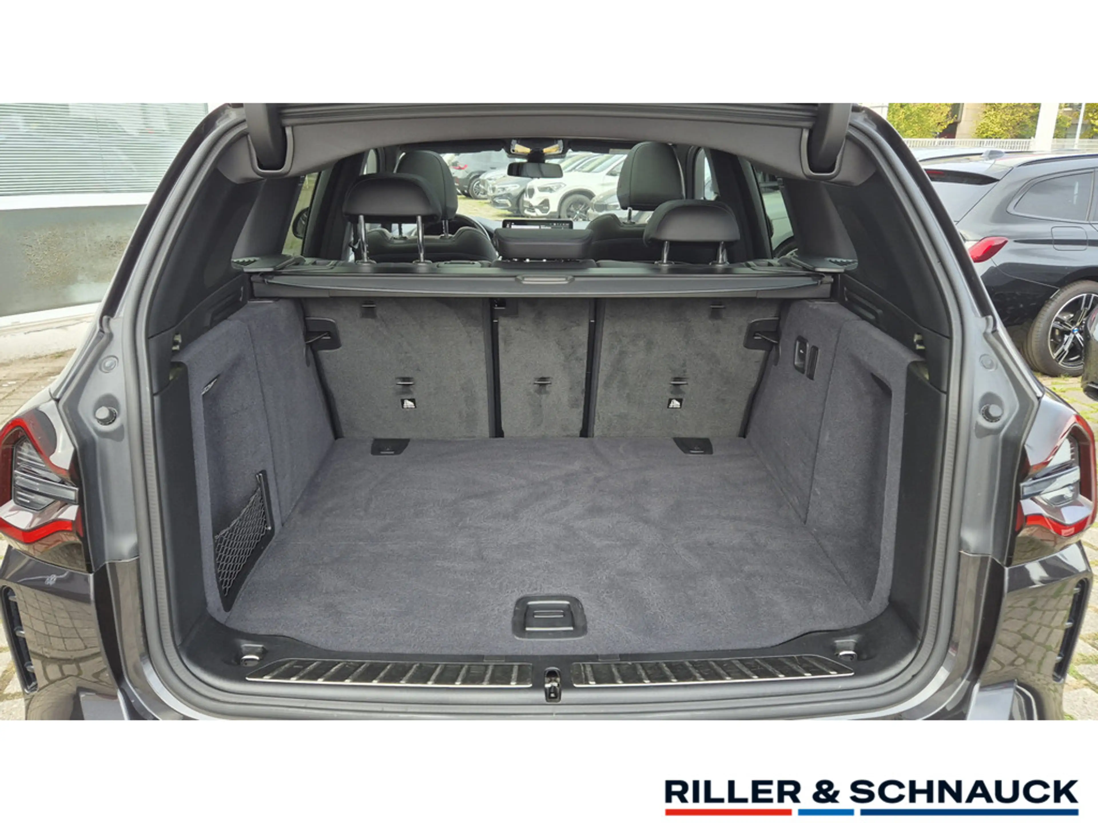 BMW iX3 M-Sport 20 ZOLL+PANO+HUD+ACC+360°KAM — photo 18