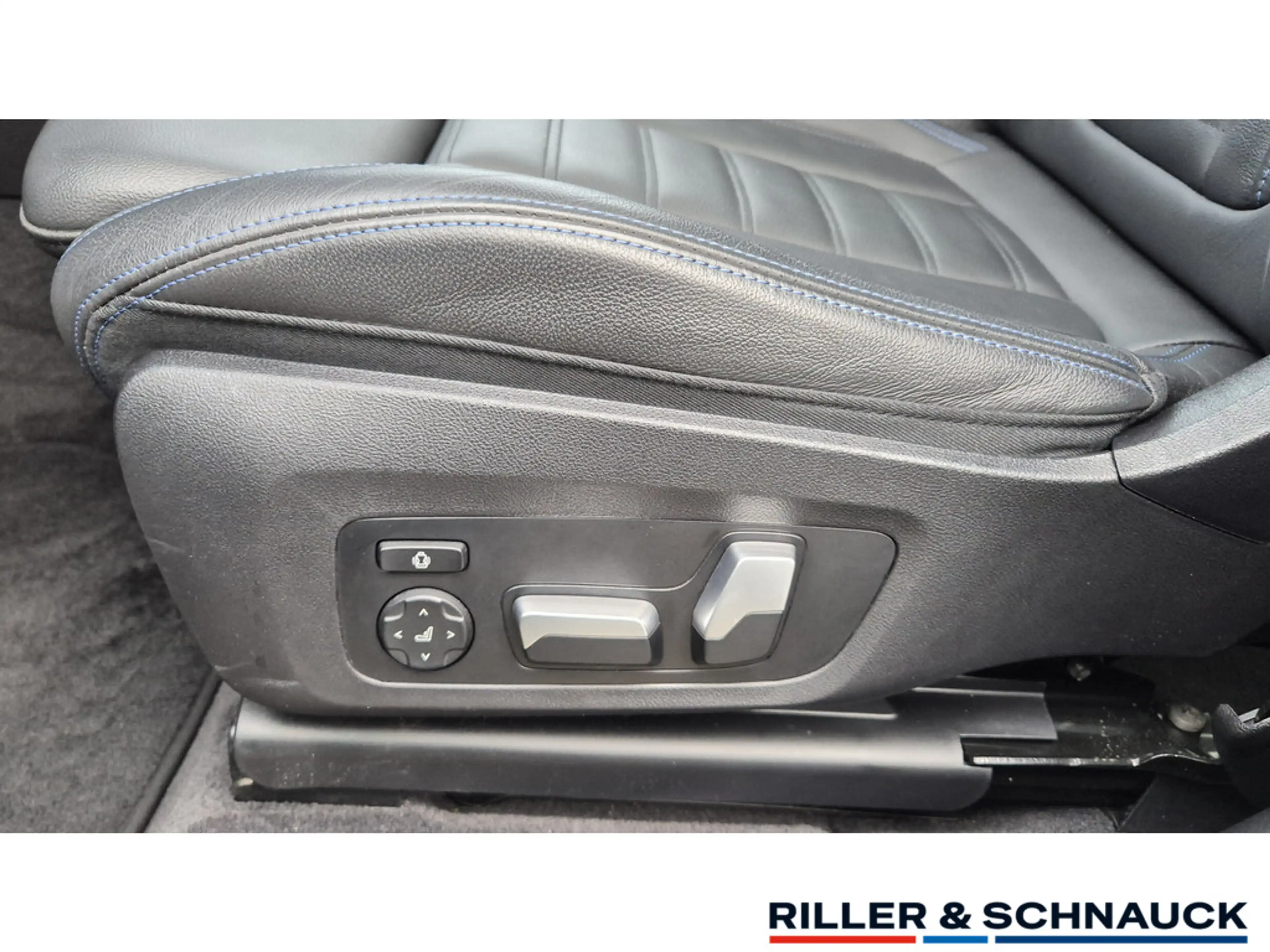 BMW iX3 M-Sport 20 ZOLL+PANO+HUD+ACC+360°KAM — photo 15