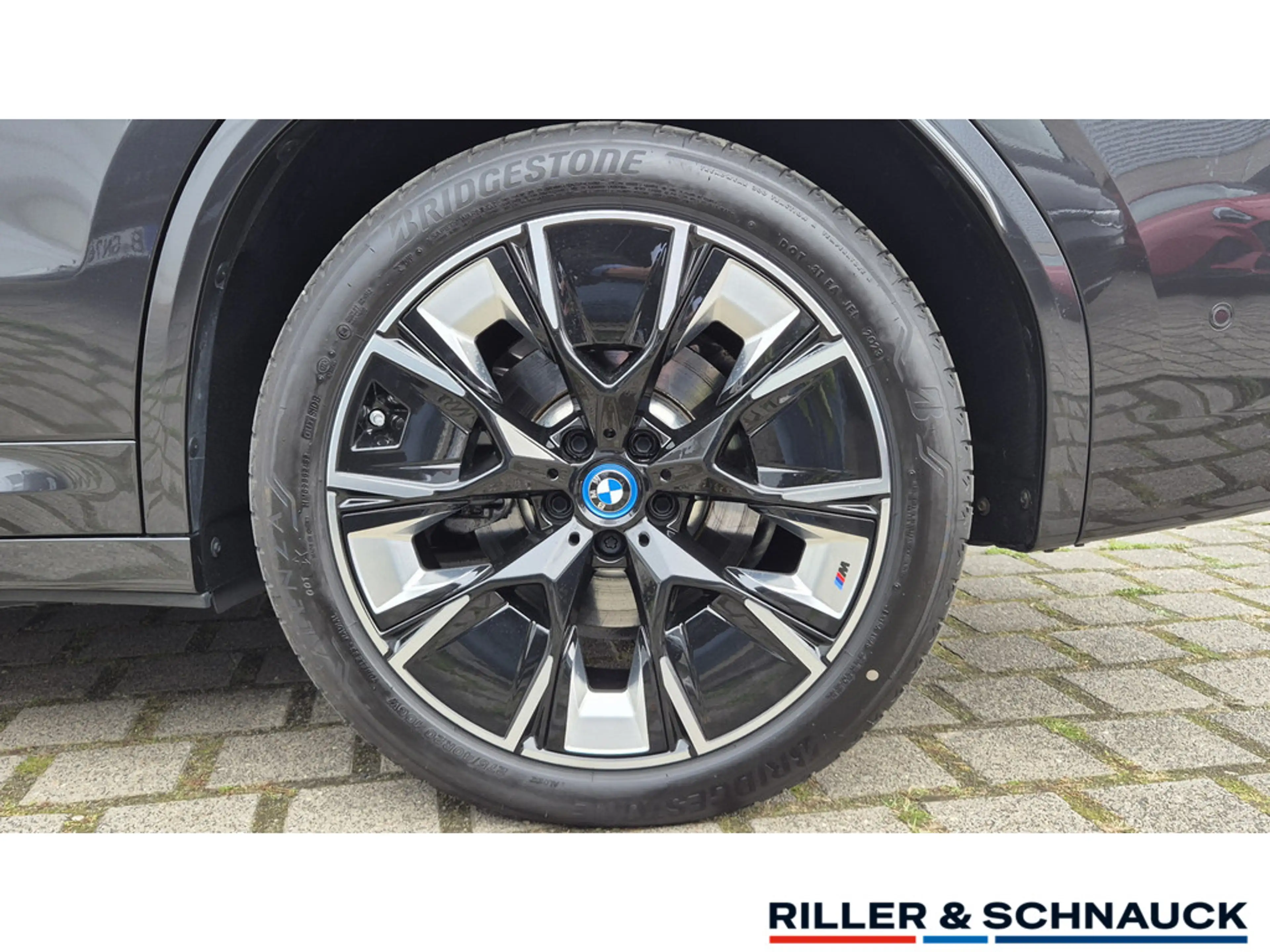 BMW iX3 M-Sport 20 ZOLL+PANO+HUD+ACC+360°KAM — photo 7