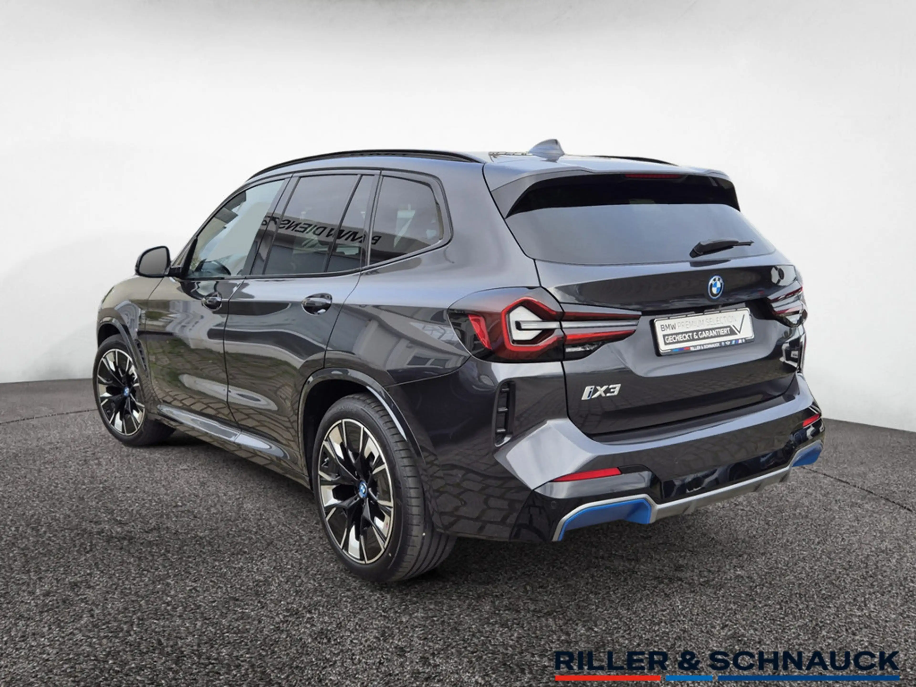 BMW iX3 M-Sport 20 ZOLL+PANO+HUD+ACC+360°KAM — photo 5