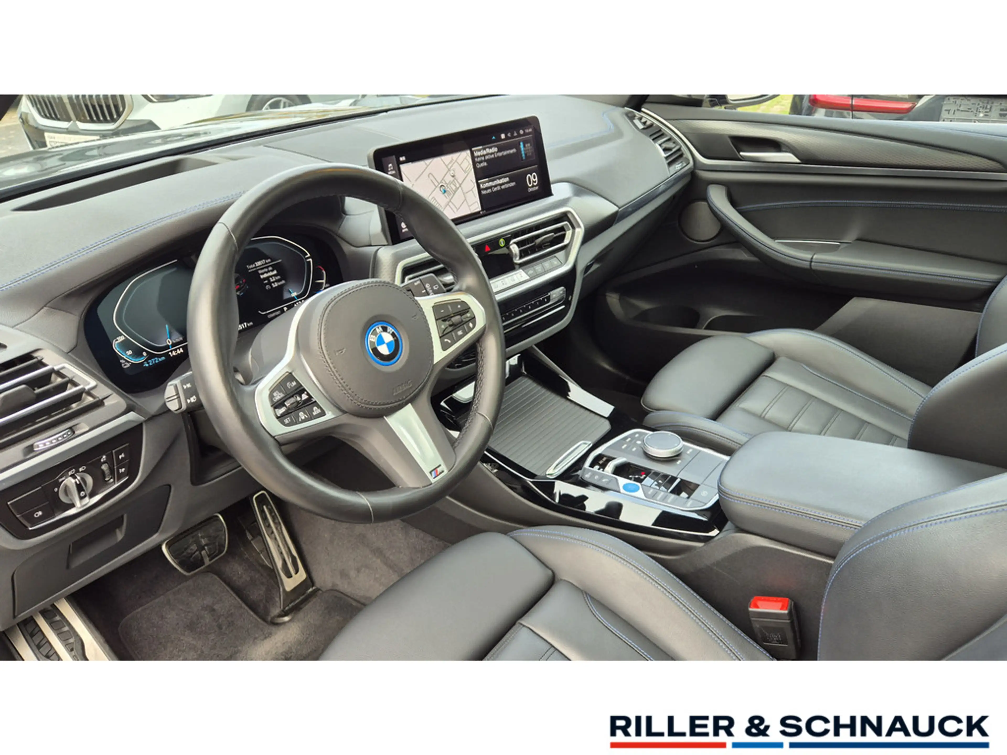 BMW iX3 M-Sport 20 ZOLL+PANO+HUD+ACC+360°KAM — photo 10