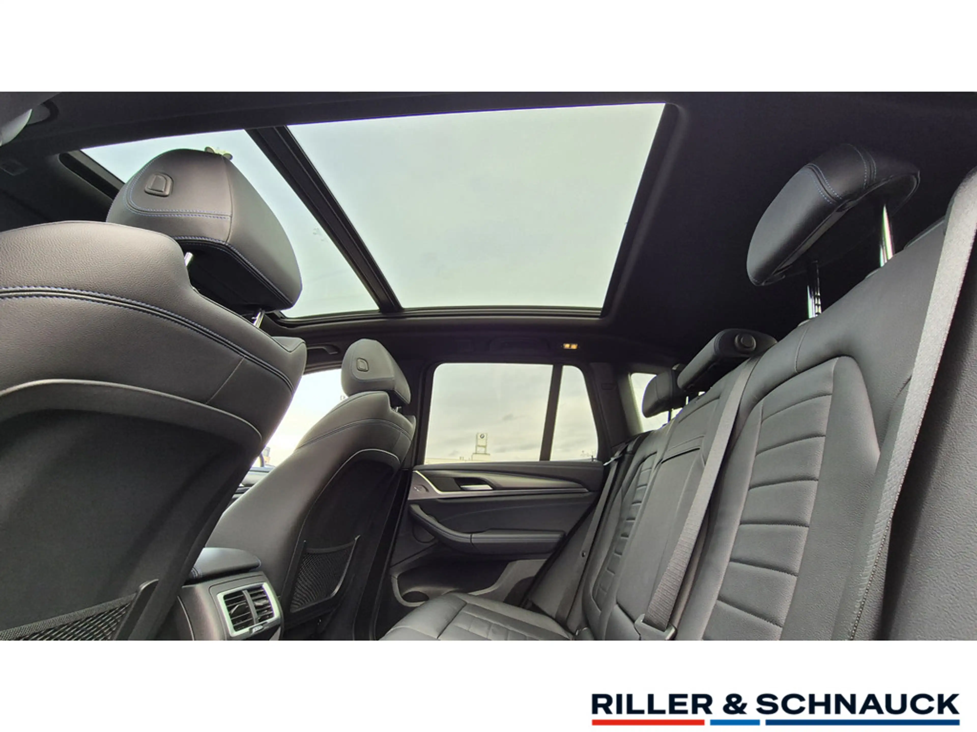 BMW iX3 M-Sport 20 ZOLL+PANO+HUD+ACC+360°KAM — photo 17