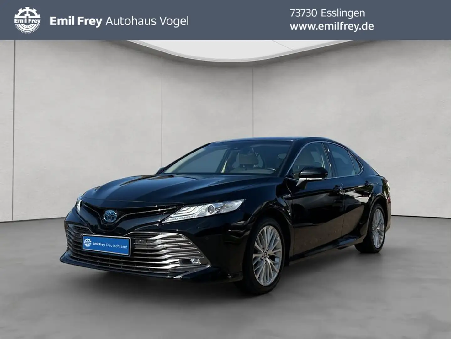 Toyota Camry 2.5 Hybrid Executive Zwart - 1