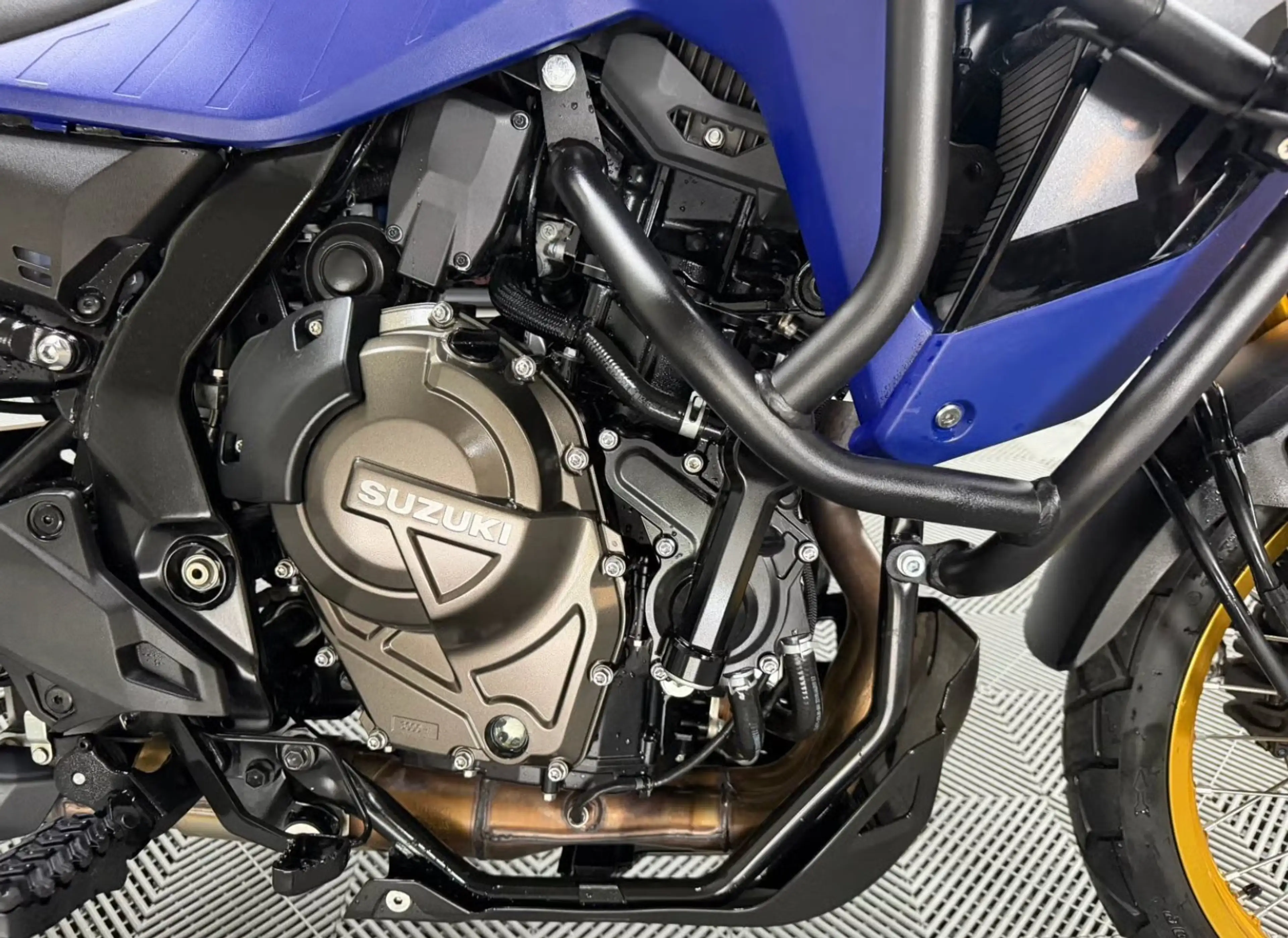 Suzuki V-Strom 800DE — photo 3