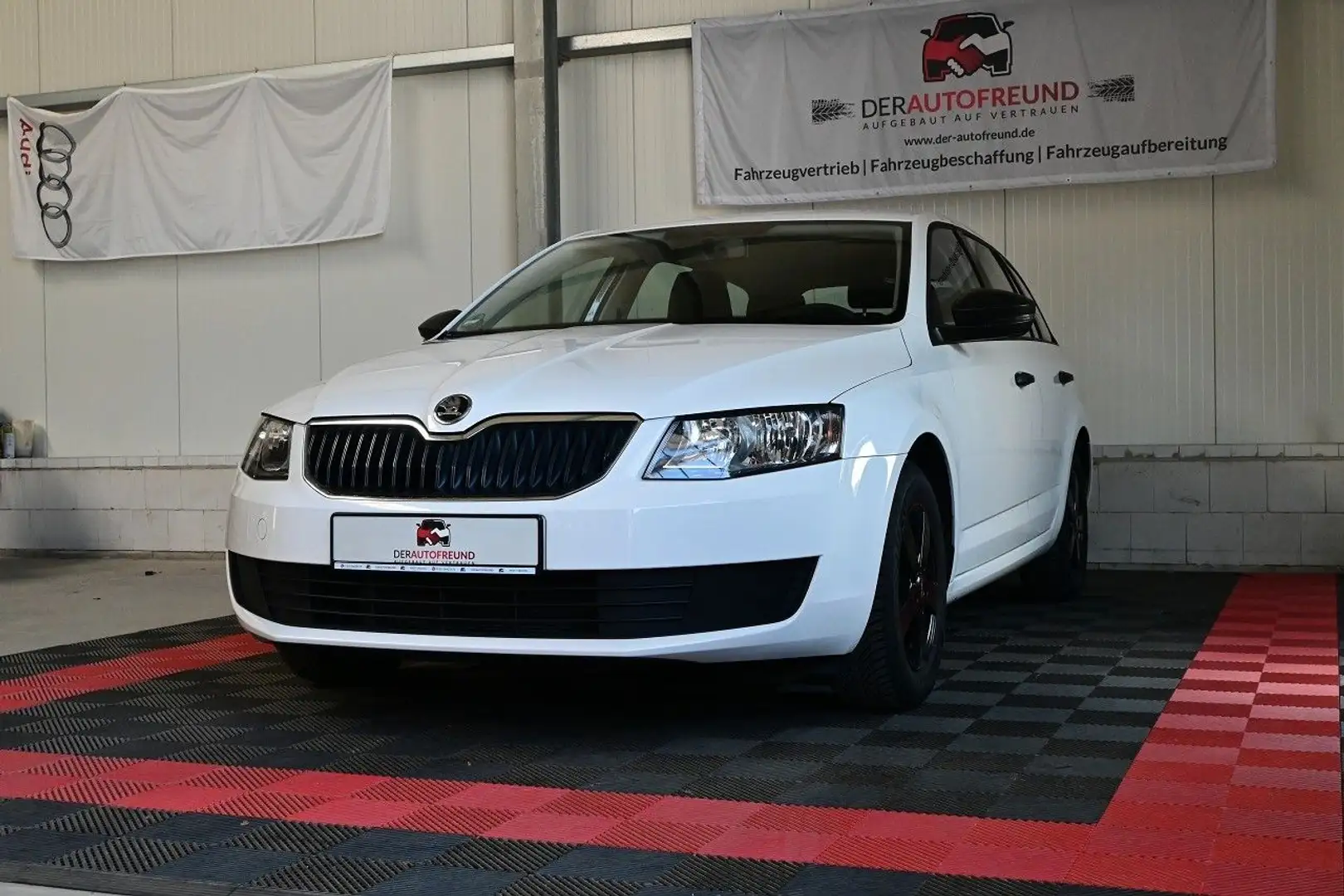 Skoda Octavia Combi Active *1.Hand* Weiß - 2