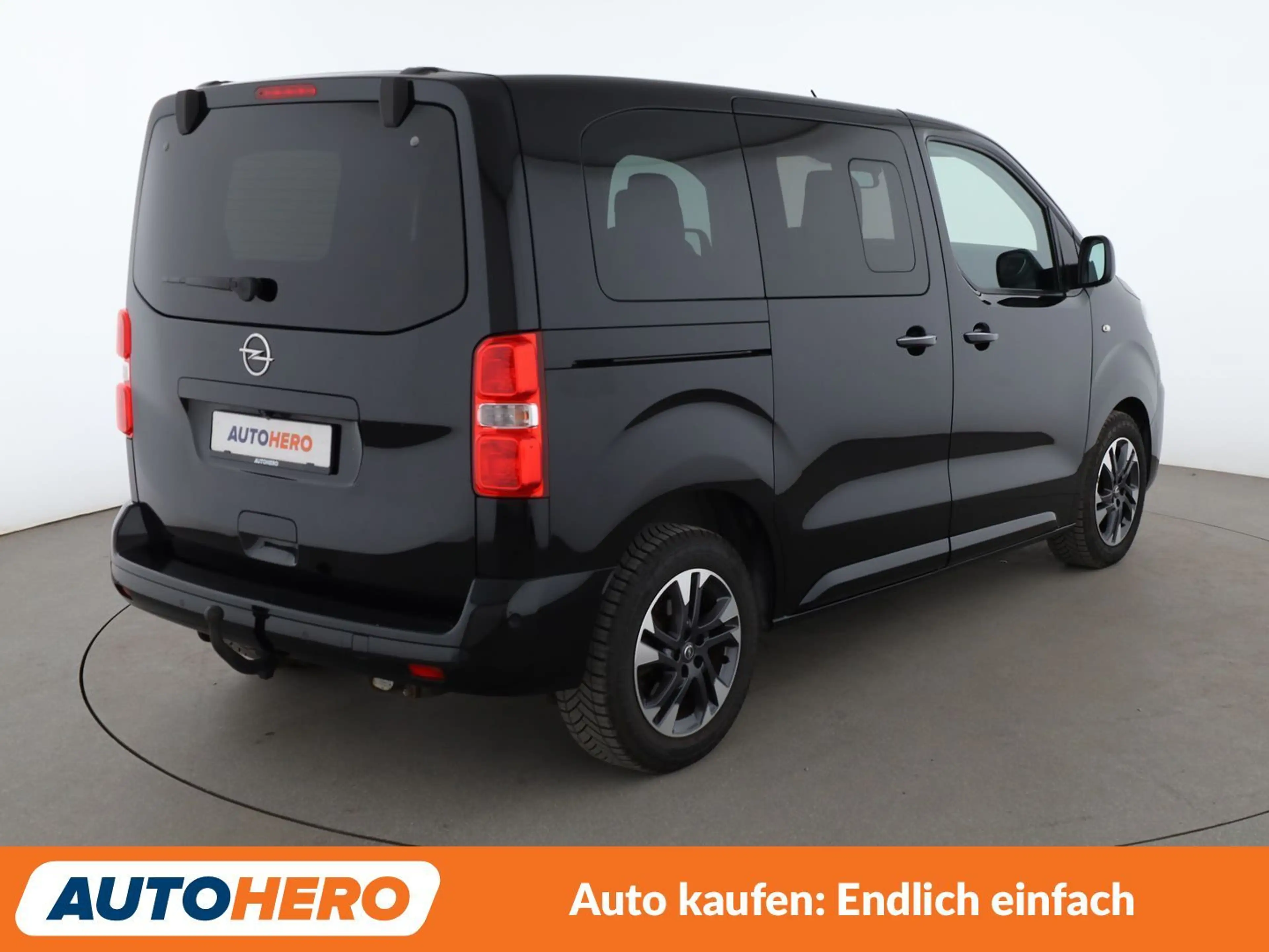 Opel Zafira Life 2.0 CDTI S INNOVATION L1 Aut.*HUD*BI-XENON*TEMPO* — photo 6