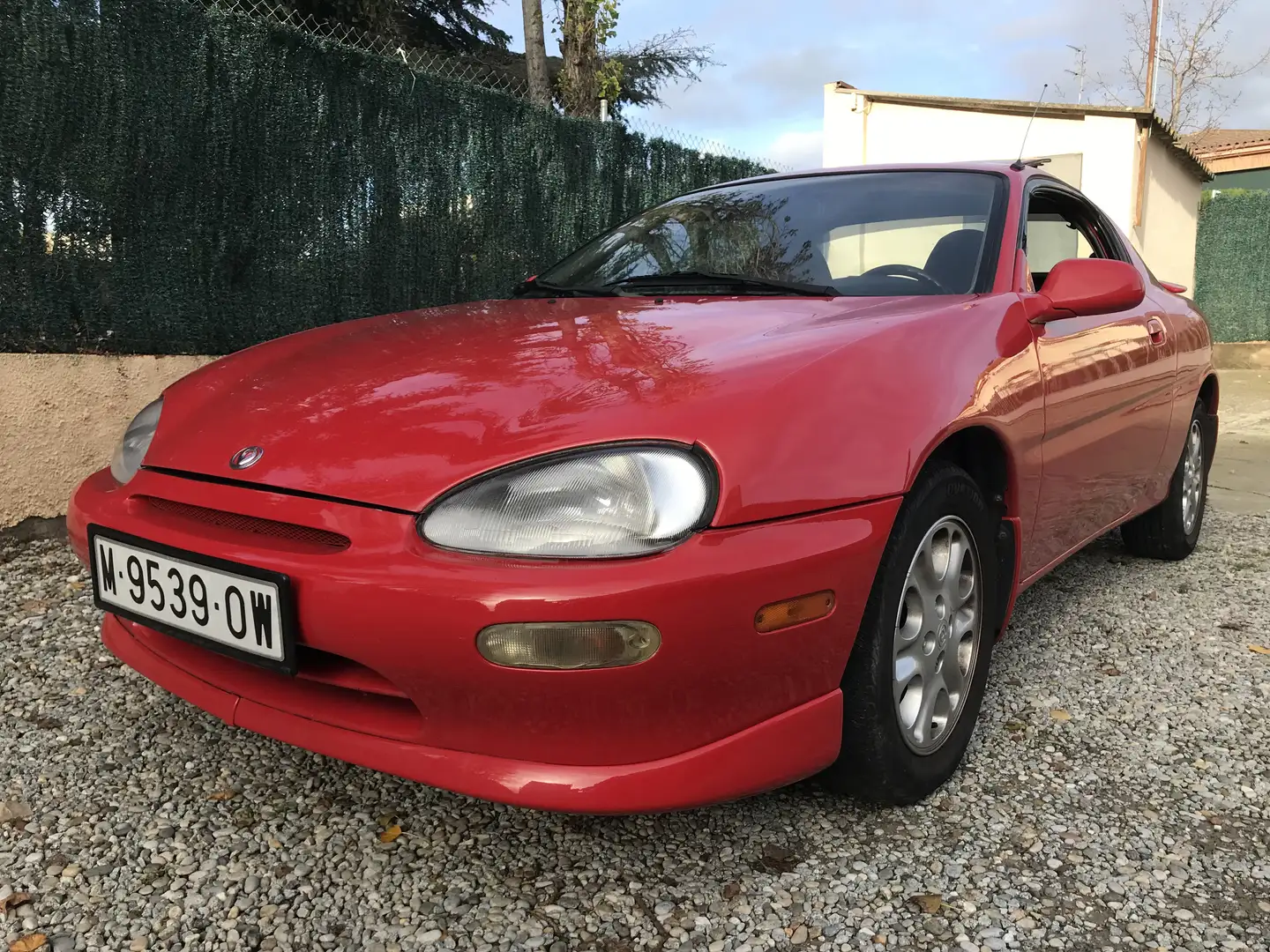 Mazda MX-3 MX-3 1.8i V6 Rot - 2