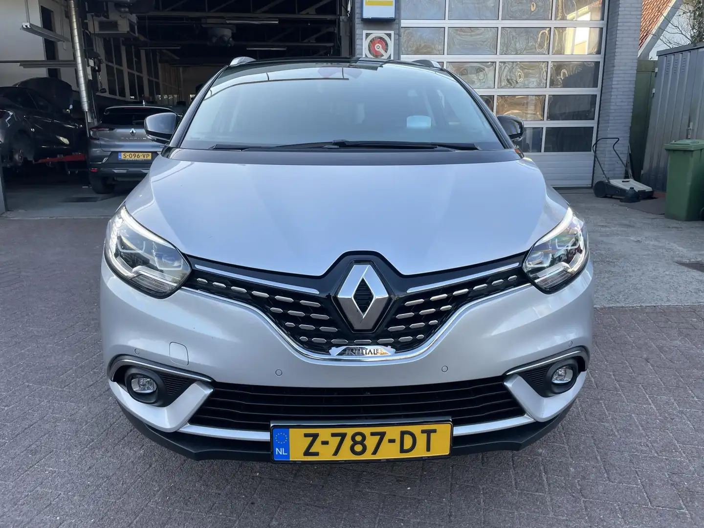 Renault Grand Scenic 1.3 TCe 160PK Initiale Paris 7persoons Automaat!! Grey - 2