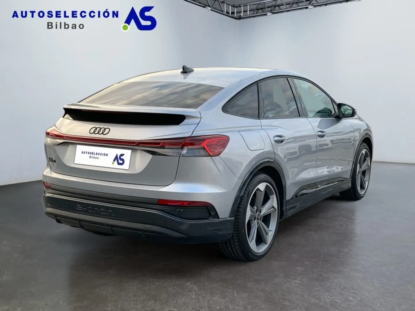 Audi Q4 e-tron Sportback 40 Black Line 82KWh Gris - 2