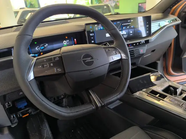 Opel Grandland view 10