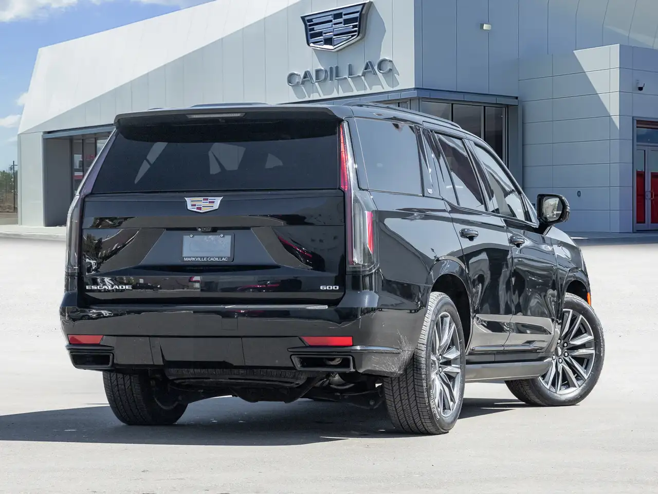Cadillac Escalade photo Cadillac Escalade