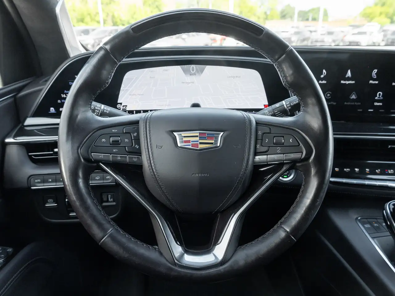 Cadillac Escalade photo Cadillac Escalade