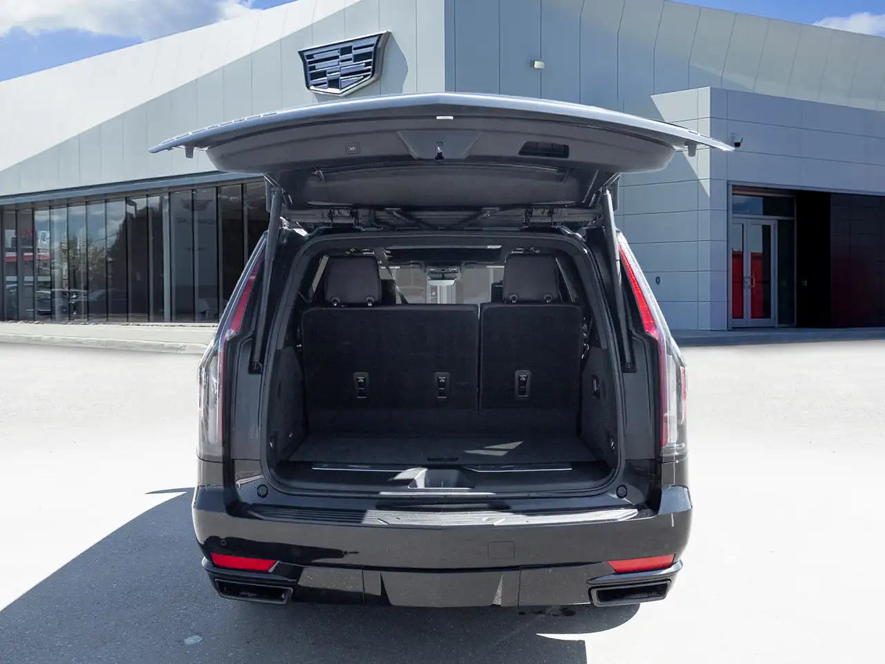 Cadillac Escalade photo Cadillac Escalade