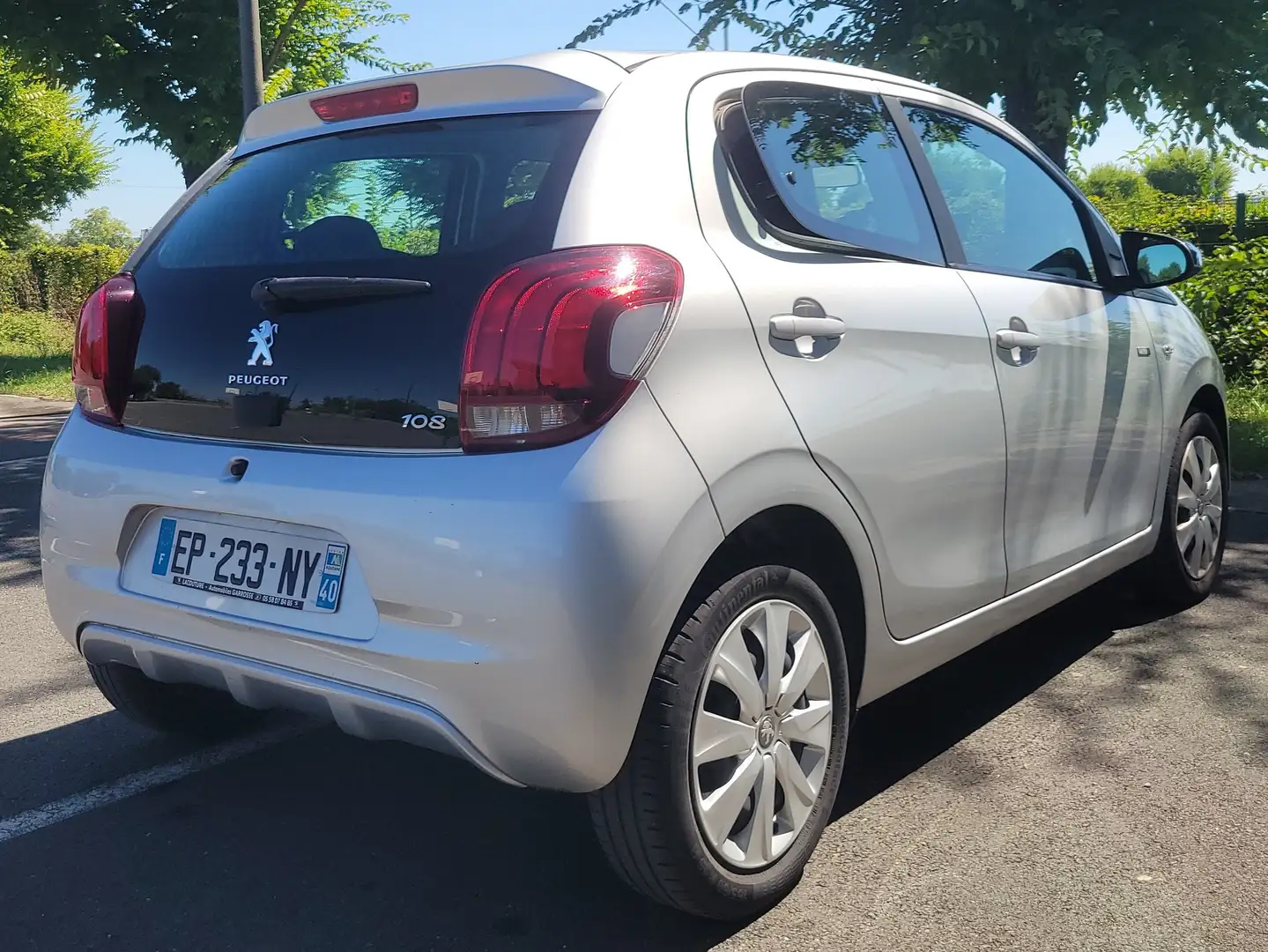Peugeot 108 108 1.0 VTi 68ch BVM5 Style Gris - 2